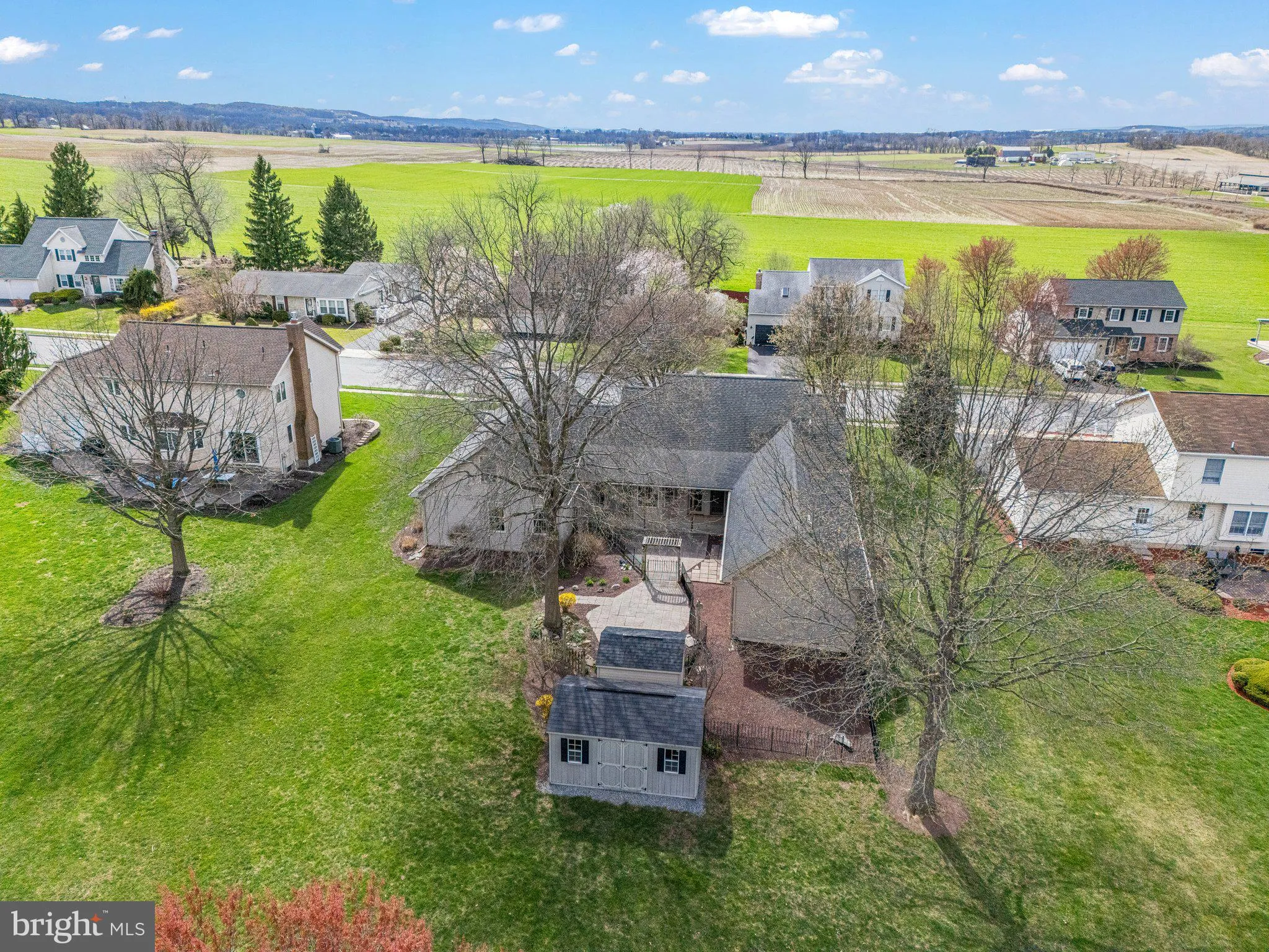 Topton, Pennsylvania 19562, United States, 3 Bedrooms Bedrooms, ,4 BathroomsBathrooms,Residential,Pending,106284