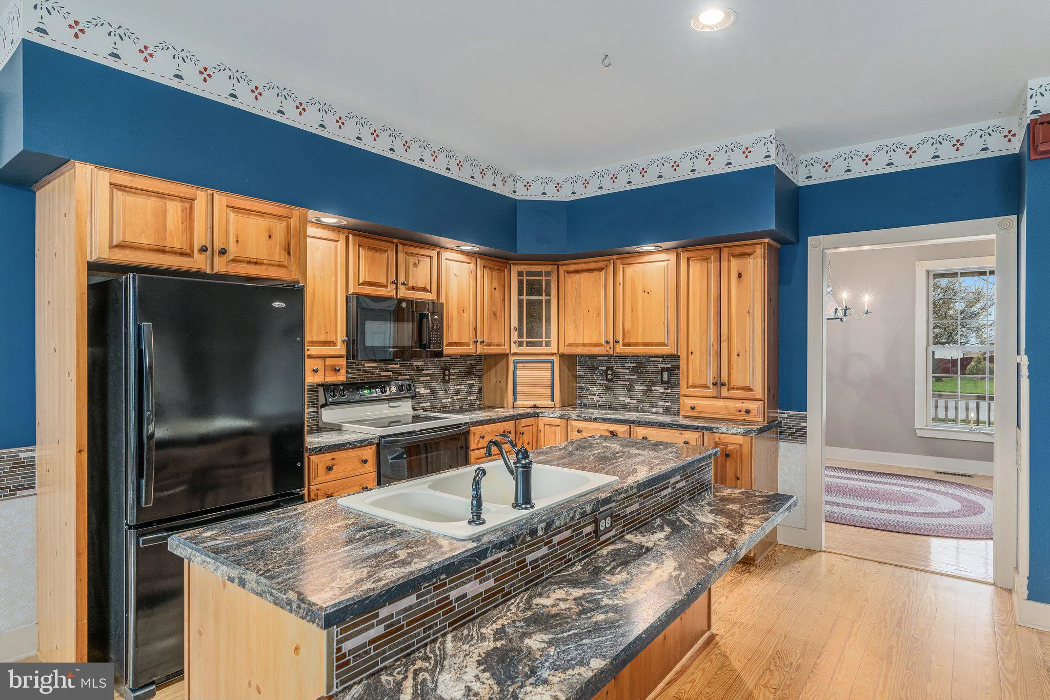 Topton, Pennsylvania 19562, United States, 3 Bedrooms Bedrooms, ,4 BathroomsBathrooms,Residential,Pending,106284