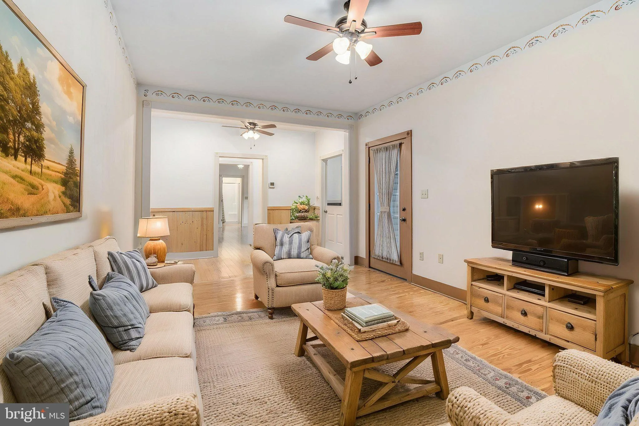 Topton, Pennsylvania 19562, United States, 3 Bedrooms Bedrooms, ,4 BathroomsBathrooms,Residential,Pending,106284