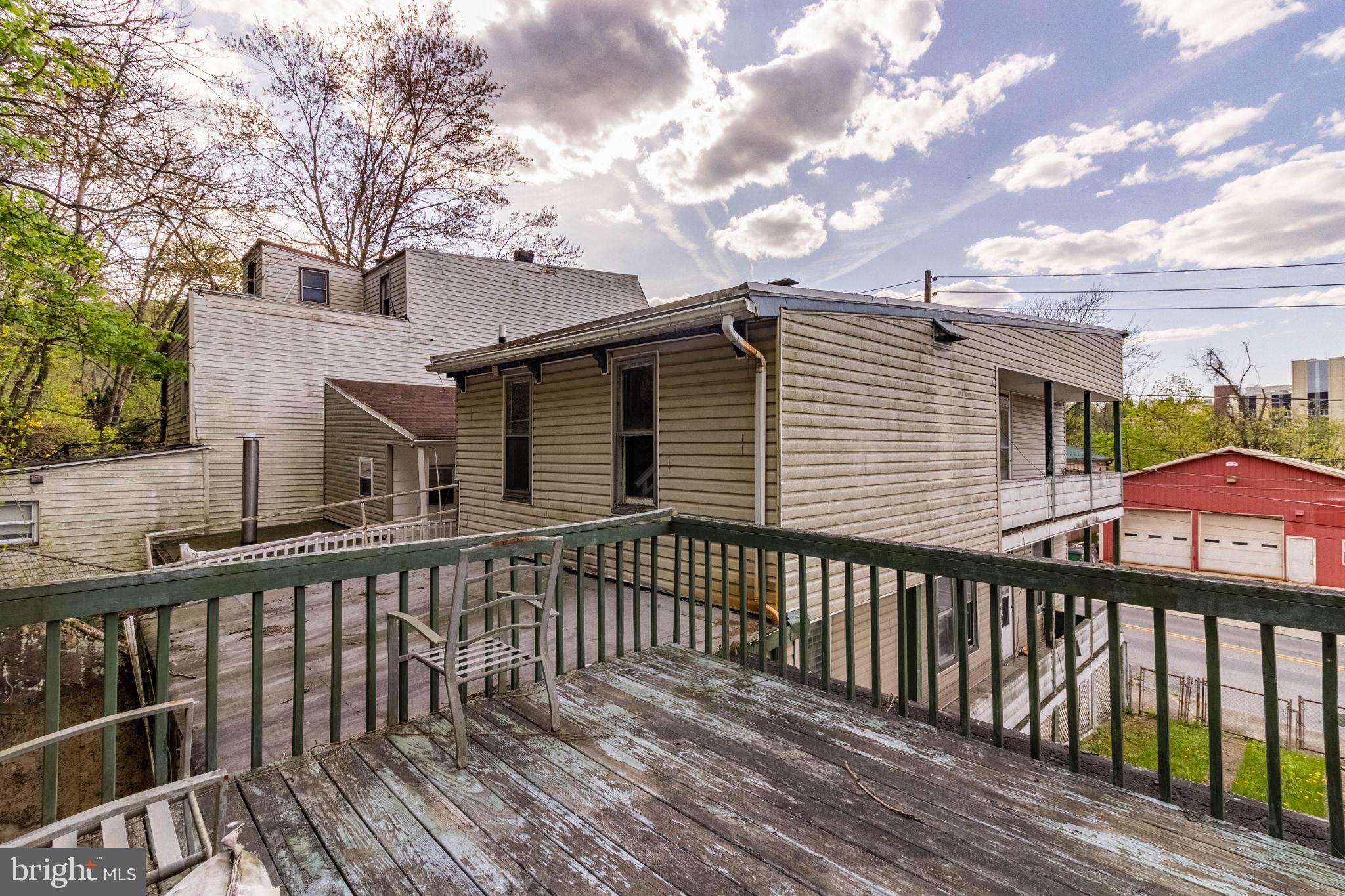 PALO ALTO - Residential