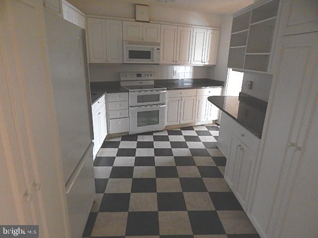 MONTEBELLO CONDO - Residential