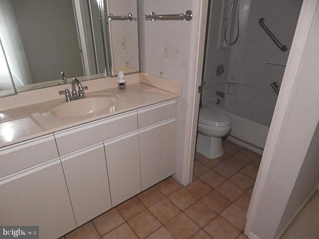 MONTEBELLO CONDO - Residential