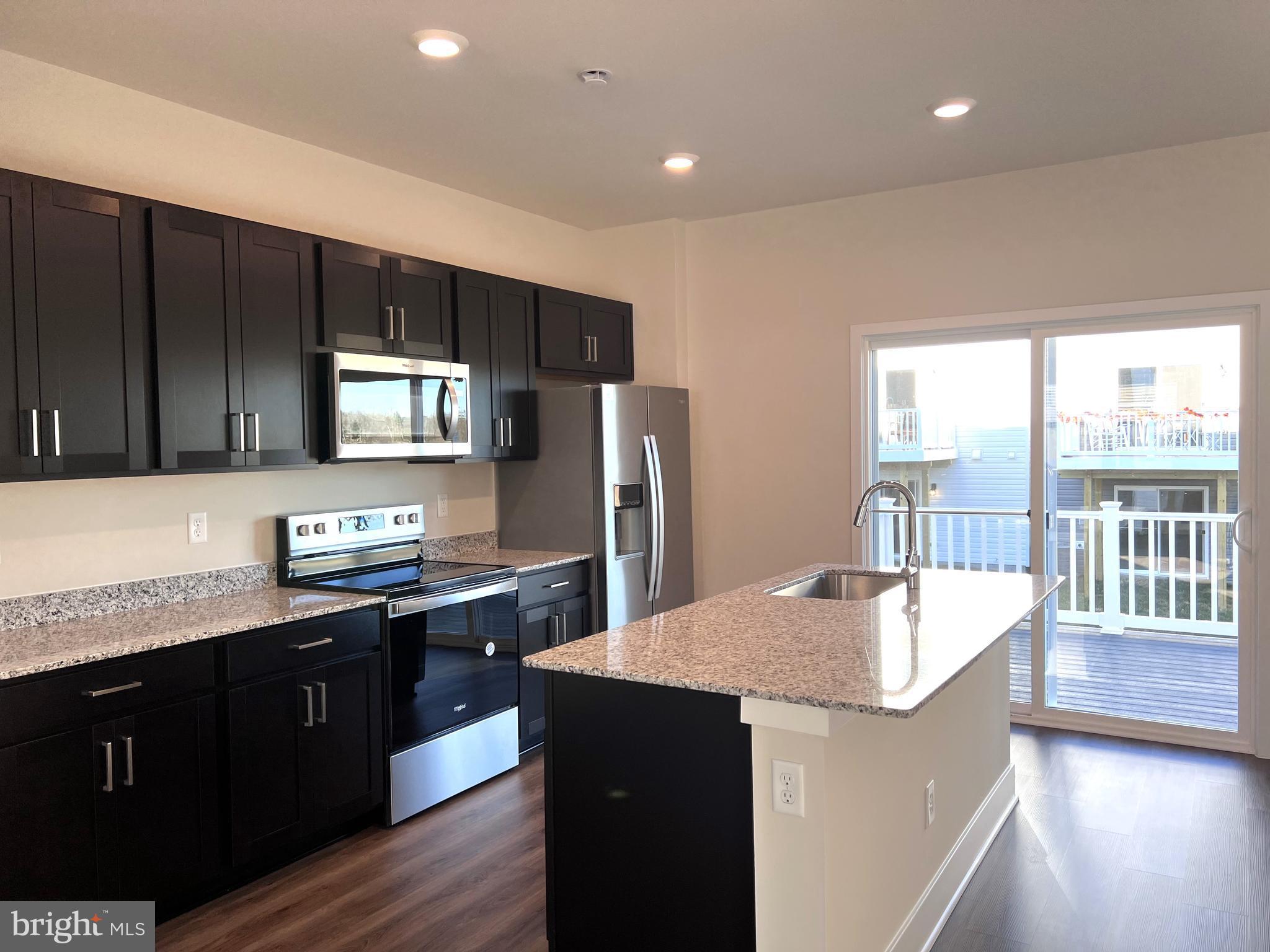 RETREAT AT WINDING CREEK - Residential Lease