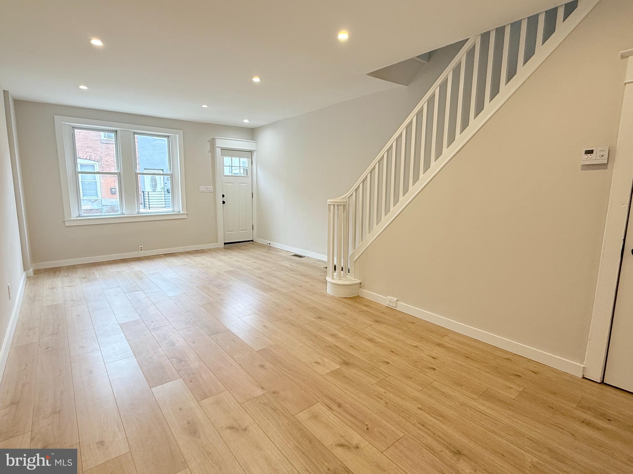 POINT BREEZE - Residential