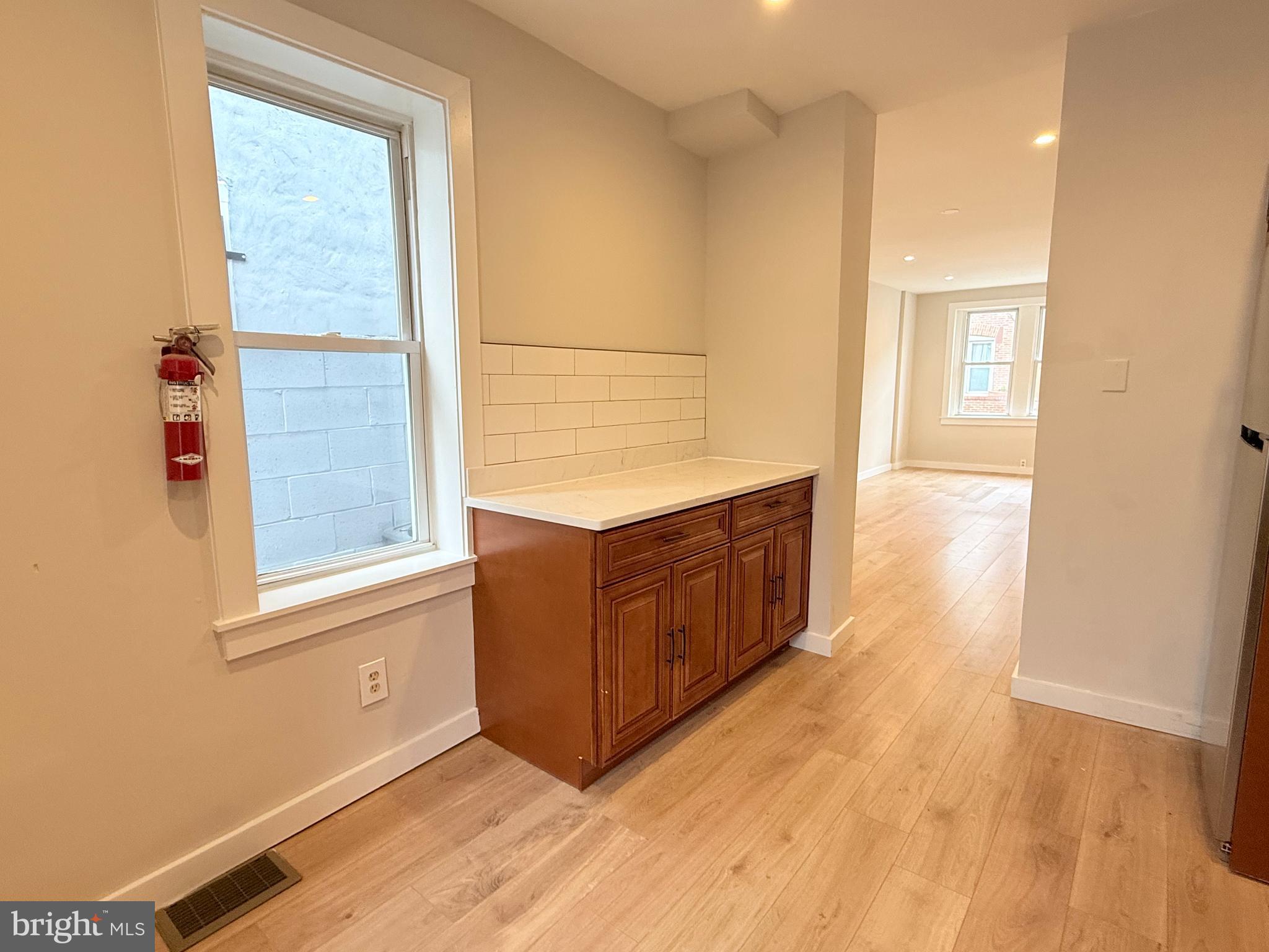 POINT BREEZE - Residential