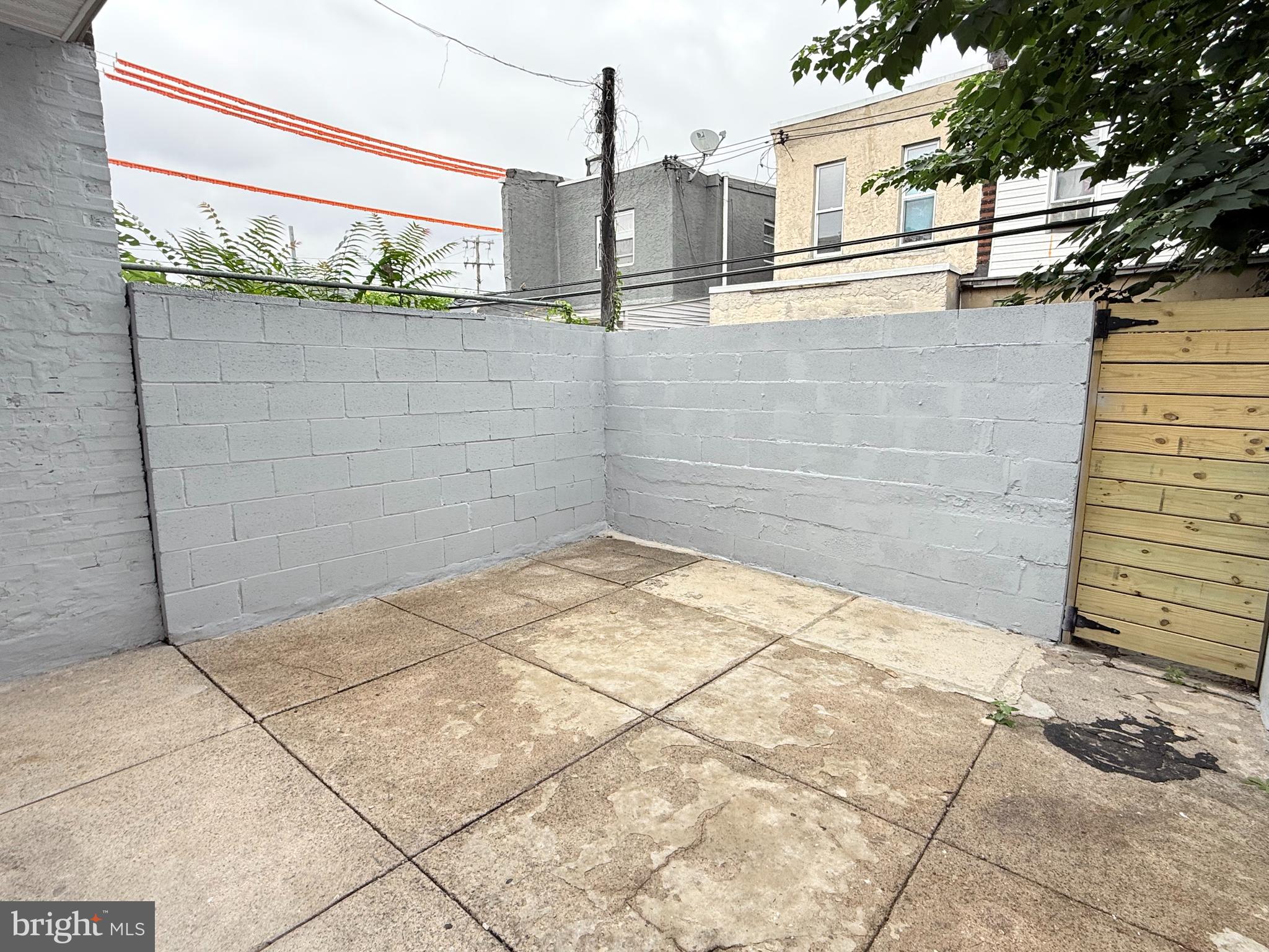 POINT BREEZE - Residential