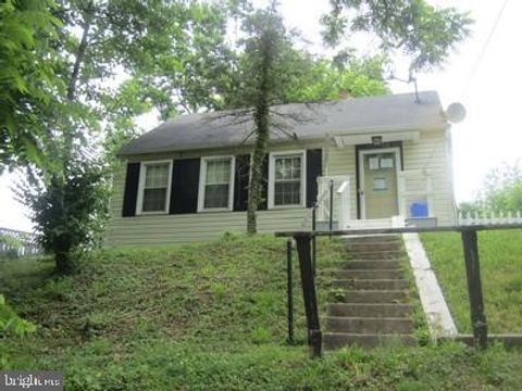 Photo of 10906 DRUMM AVE, KENSINGTON, MD 20895 (MLS # MDMC2057908)