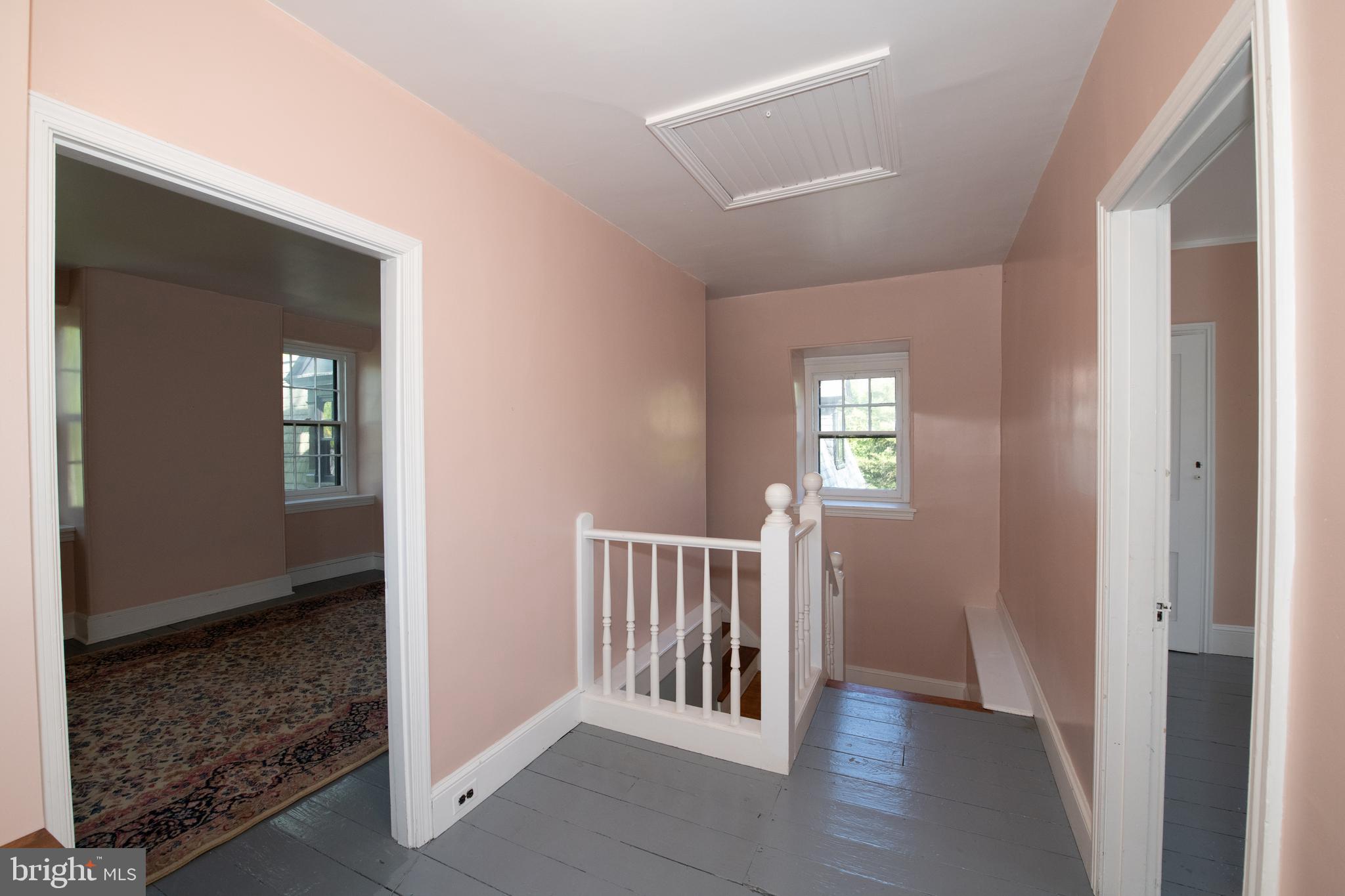 CHESTNUT HILL - Residential