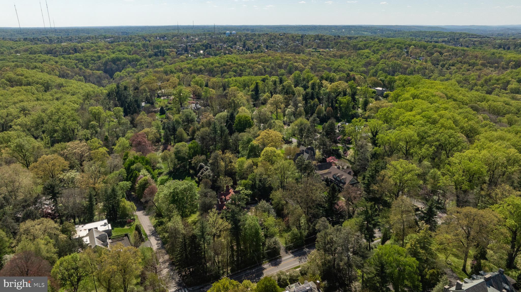 CHESTNUT HILL - Residential