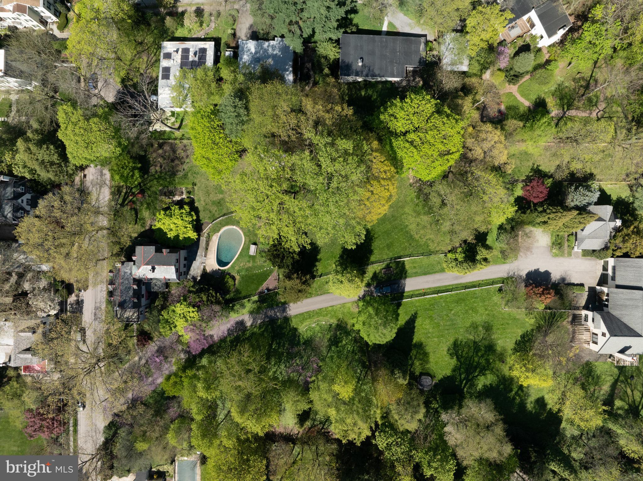 CHESTNUT HILL - Residential