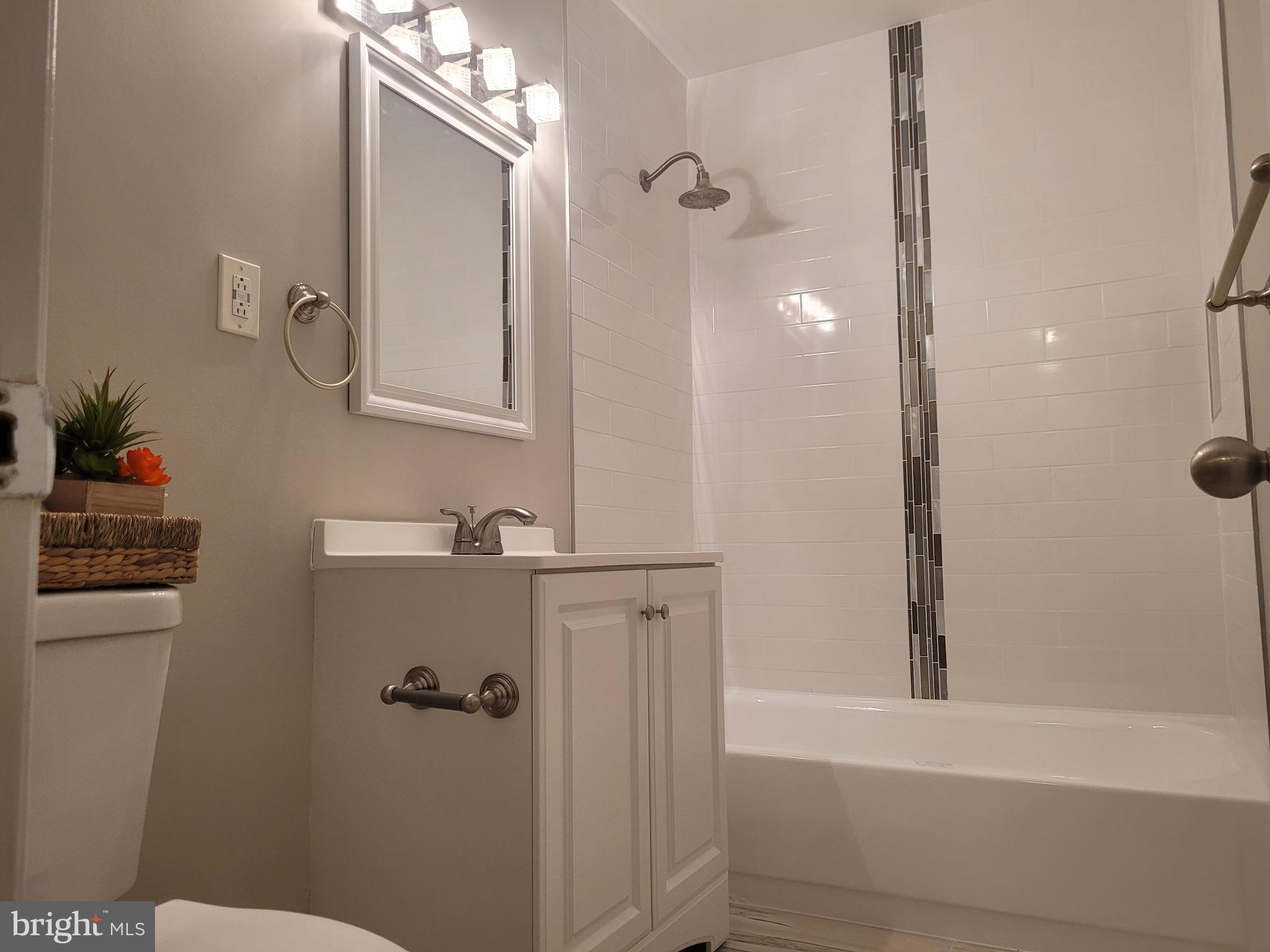 DALE CITY - Residential