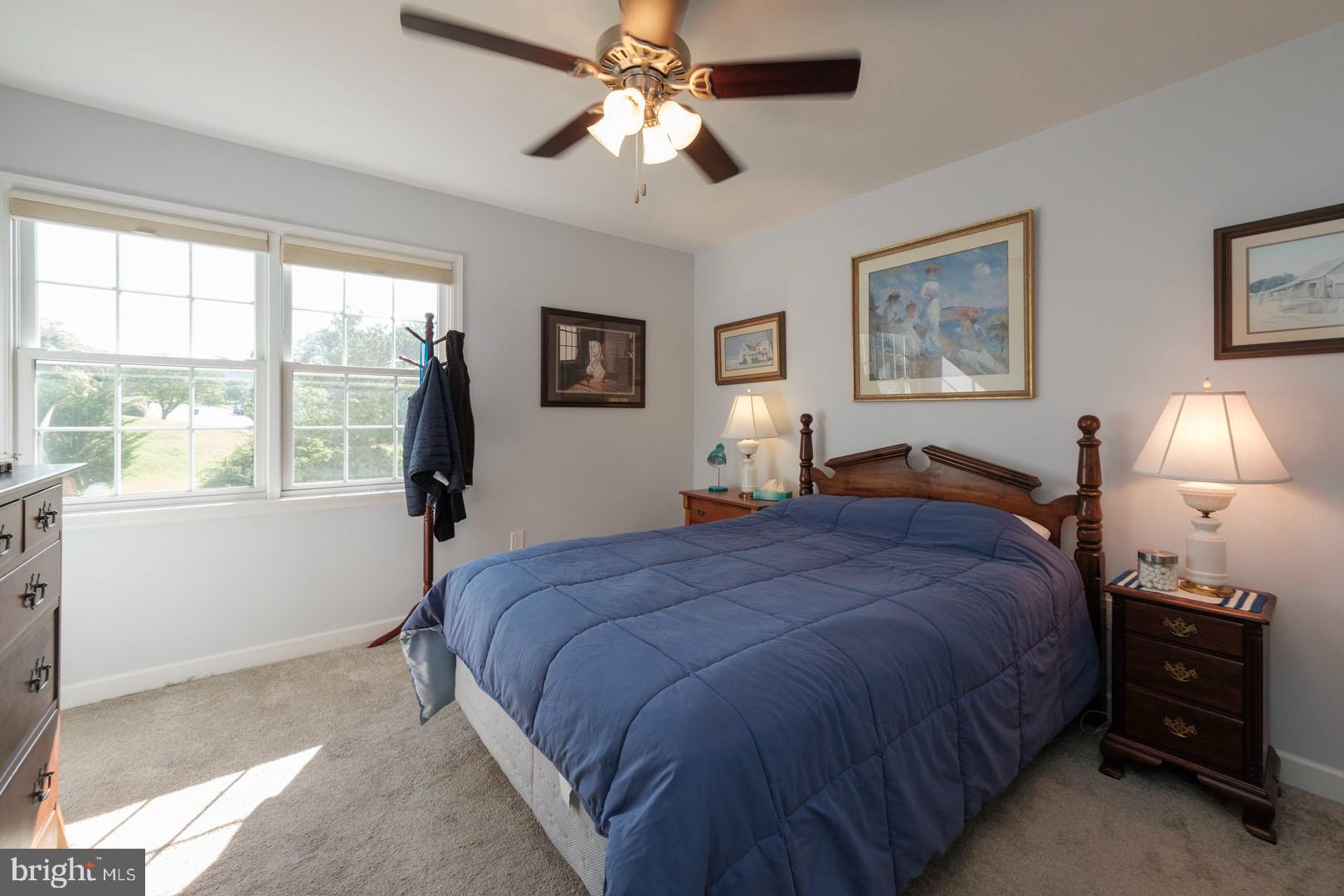 WOODS EDGE - Residential