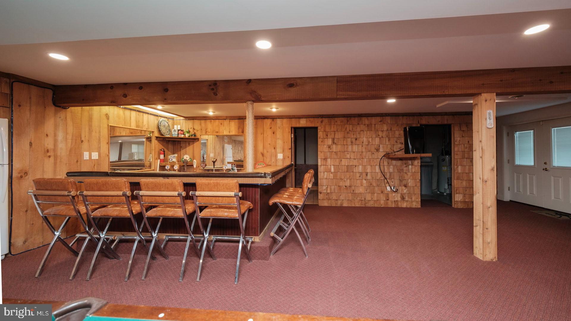 WOODS EDGE - Residential