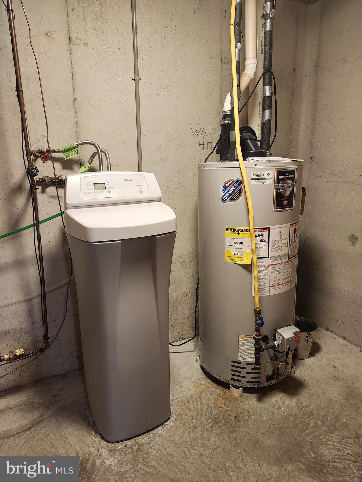 WOODS EDGE - Residential