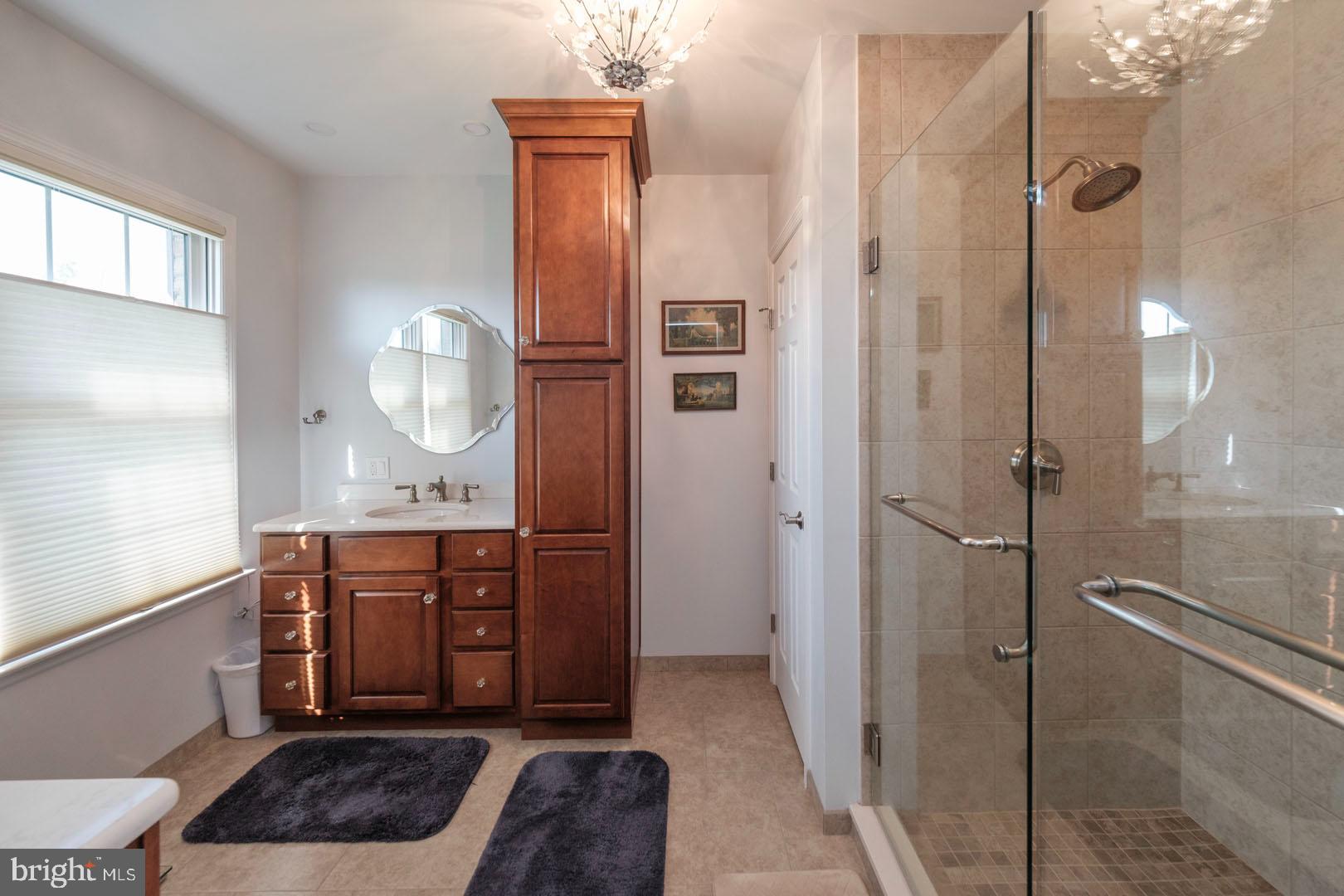 WOODS EDGE - Residential