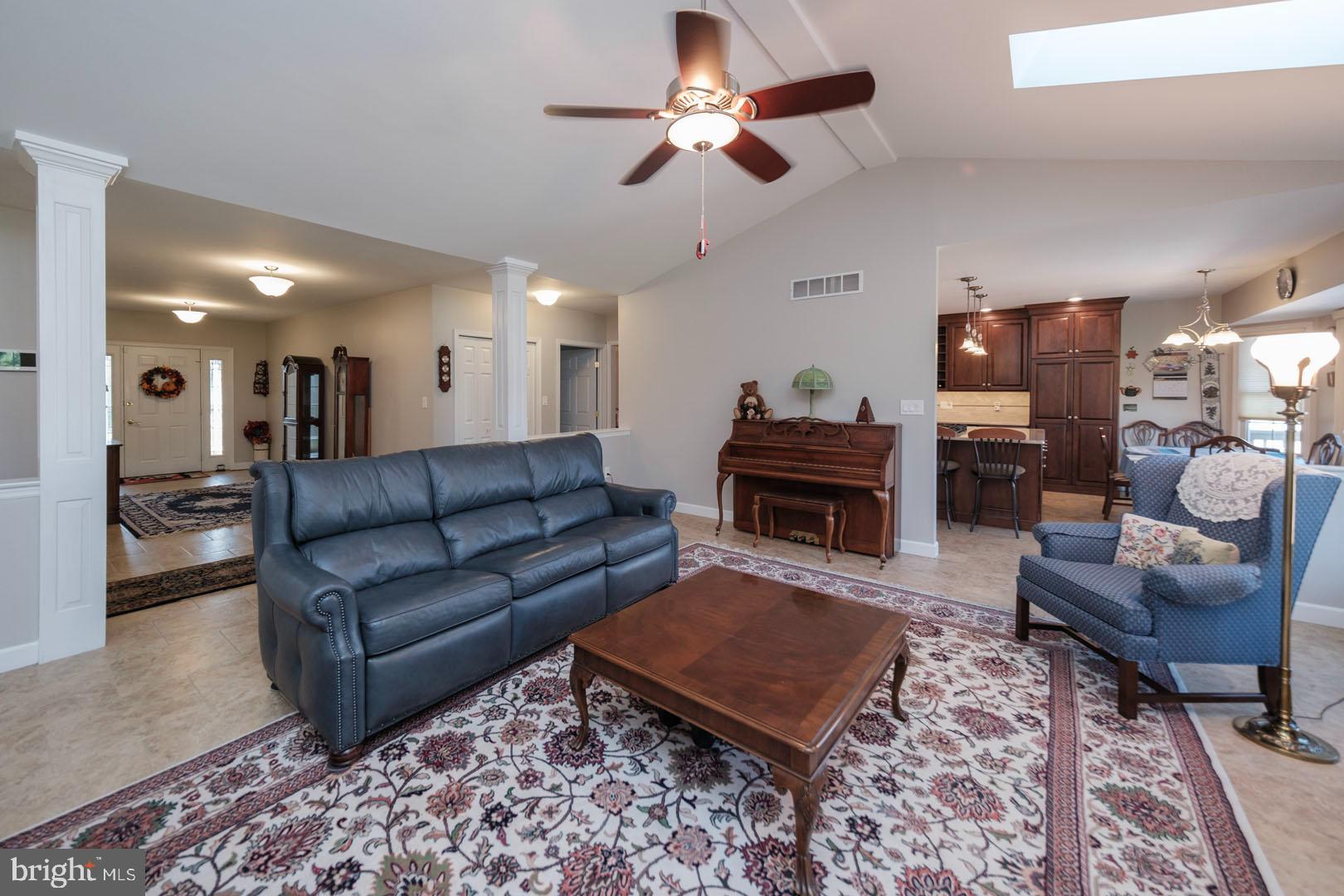 WOODS EDGE - Residential