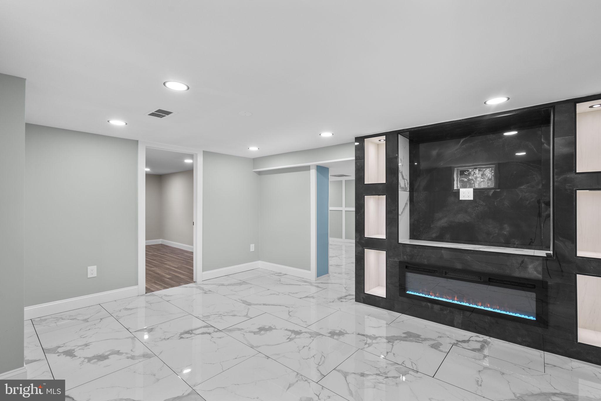 BRIERCREST HEIGHTS - Residential