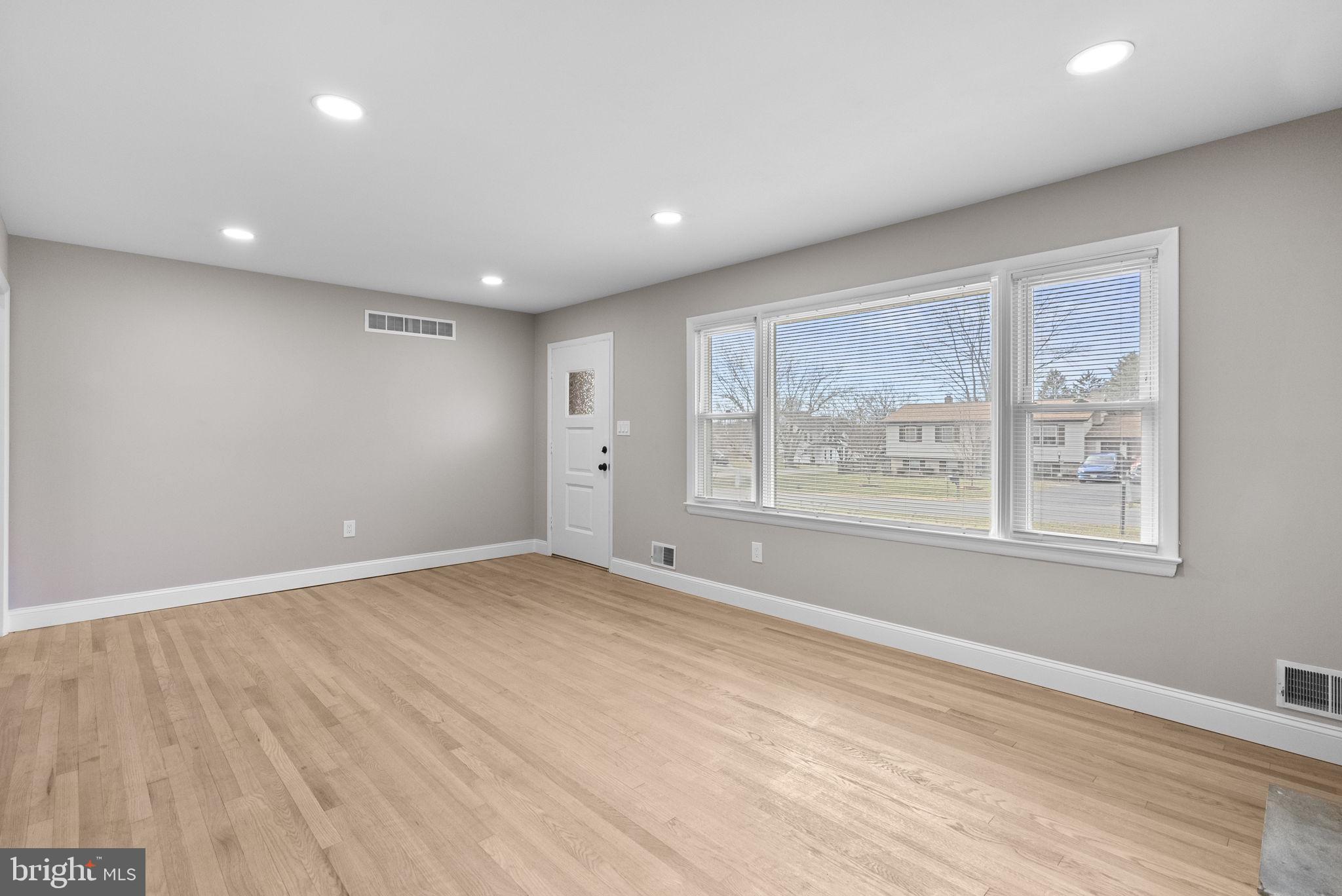 BRIERCREST HEIGHTS - Residential