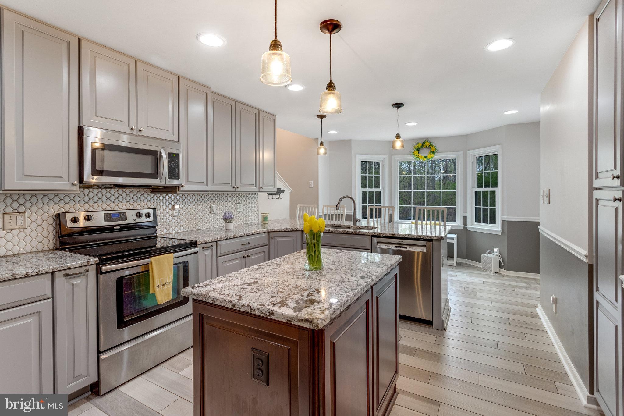 OAKWOOD ESTATES - Residential