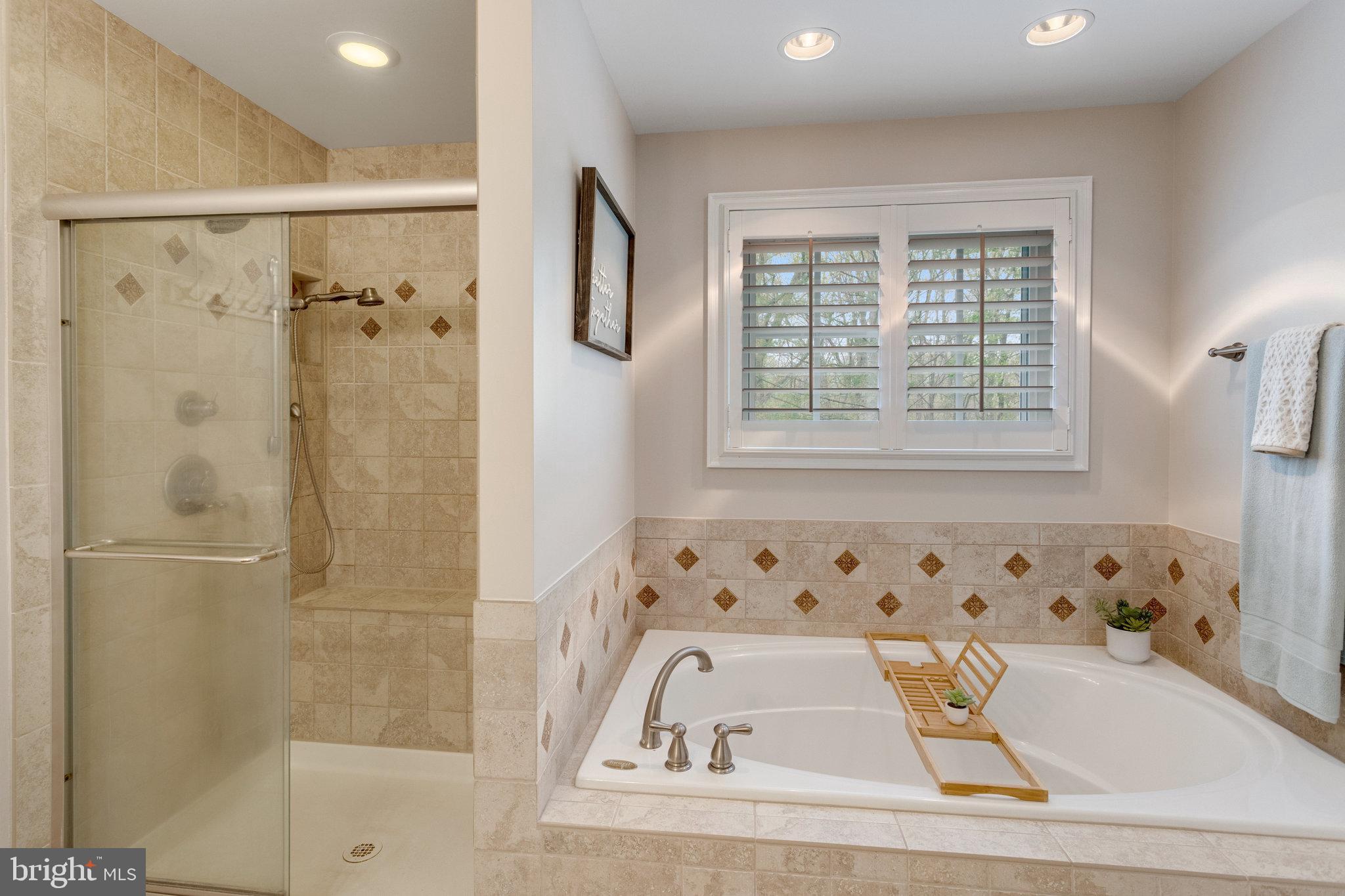 OAKWOOD ESTATES - Residential