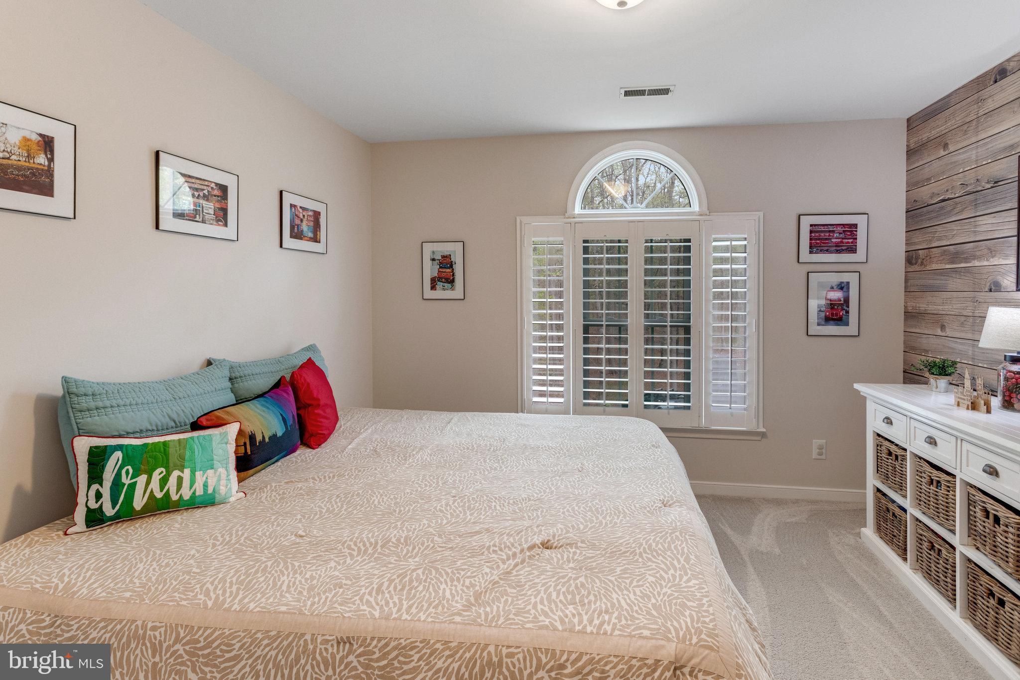 OAKWOOD ESTATES - Residential