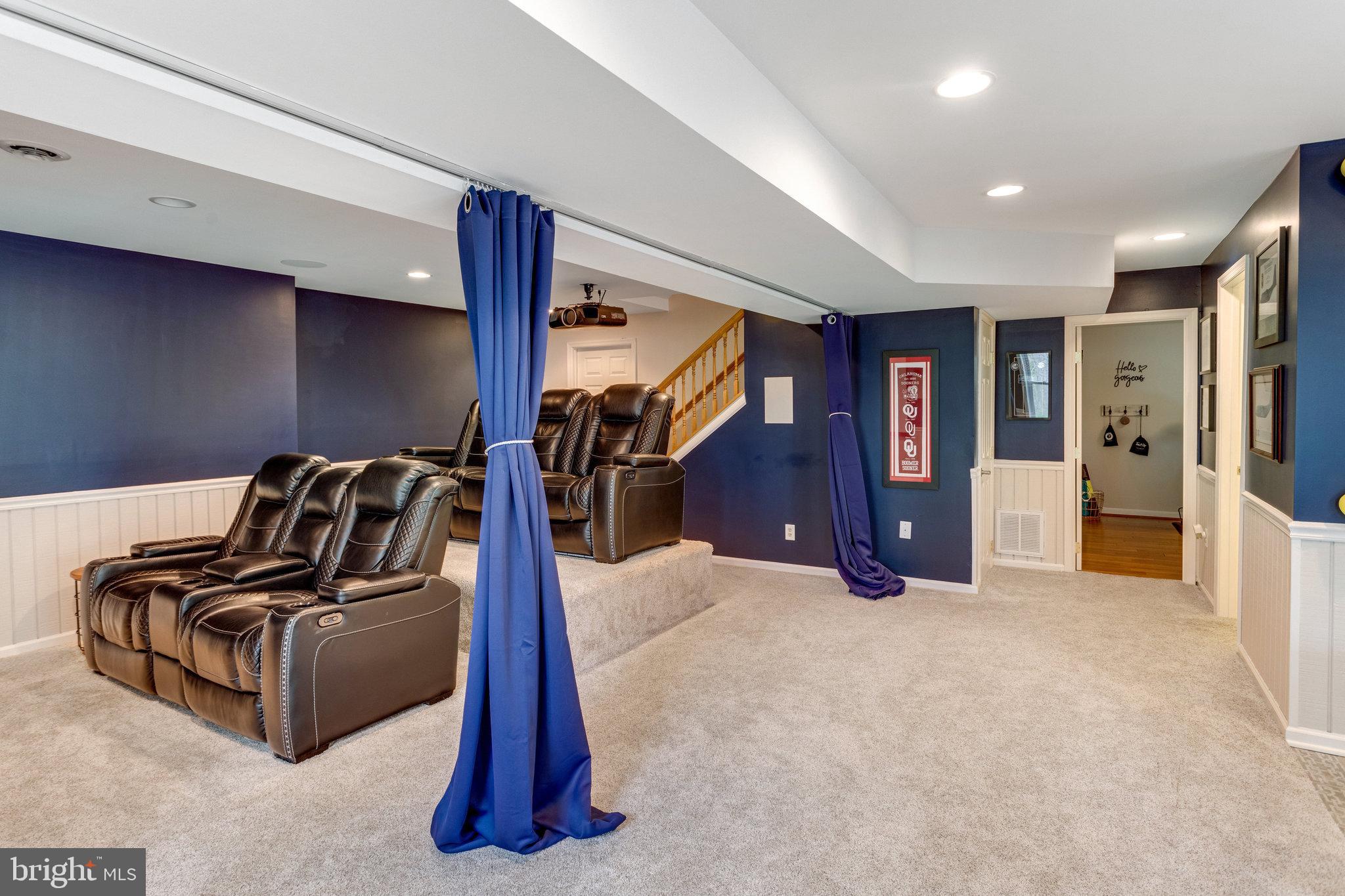 OAKWOOD ESTATES - Residential