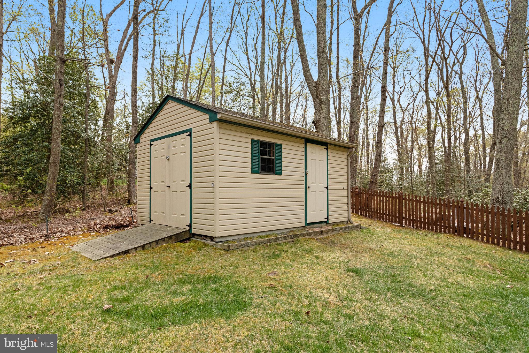 OAKWOOD ESTATES - Residential