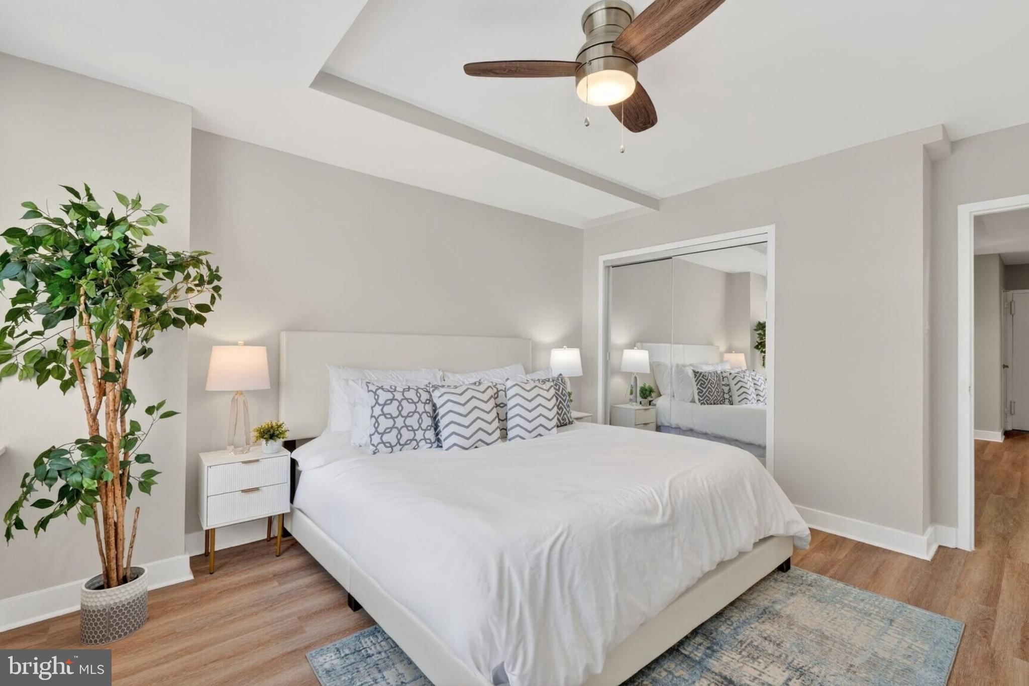 RIVER PLACE NORTH - Residential