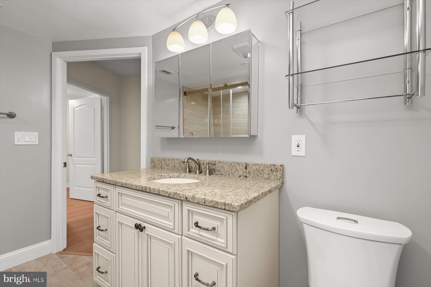 WATERMARK PLACE CONDOMINIUMS - Residential