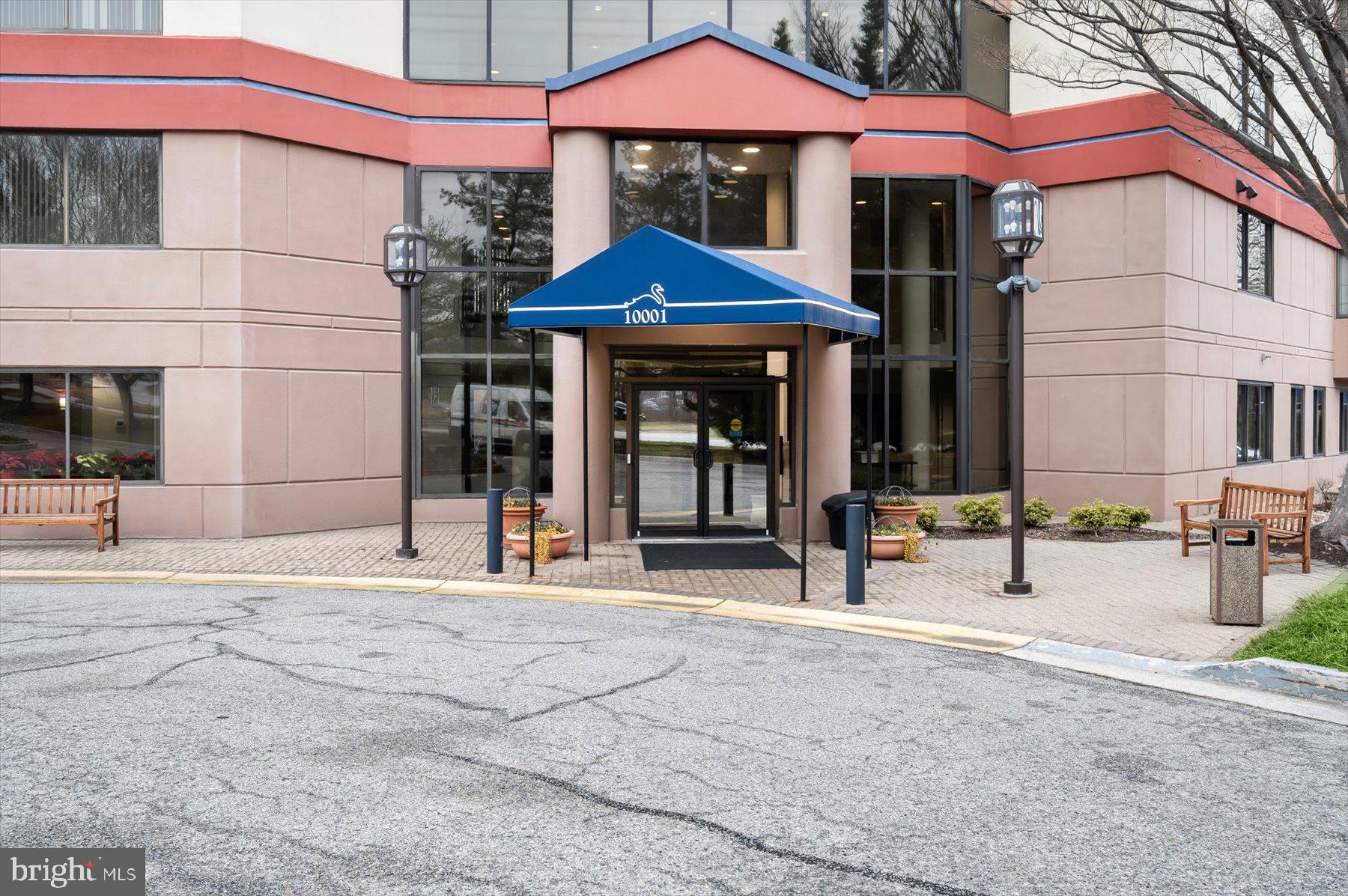 10001 WINDSTREAM DRIVE 404