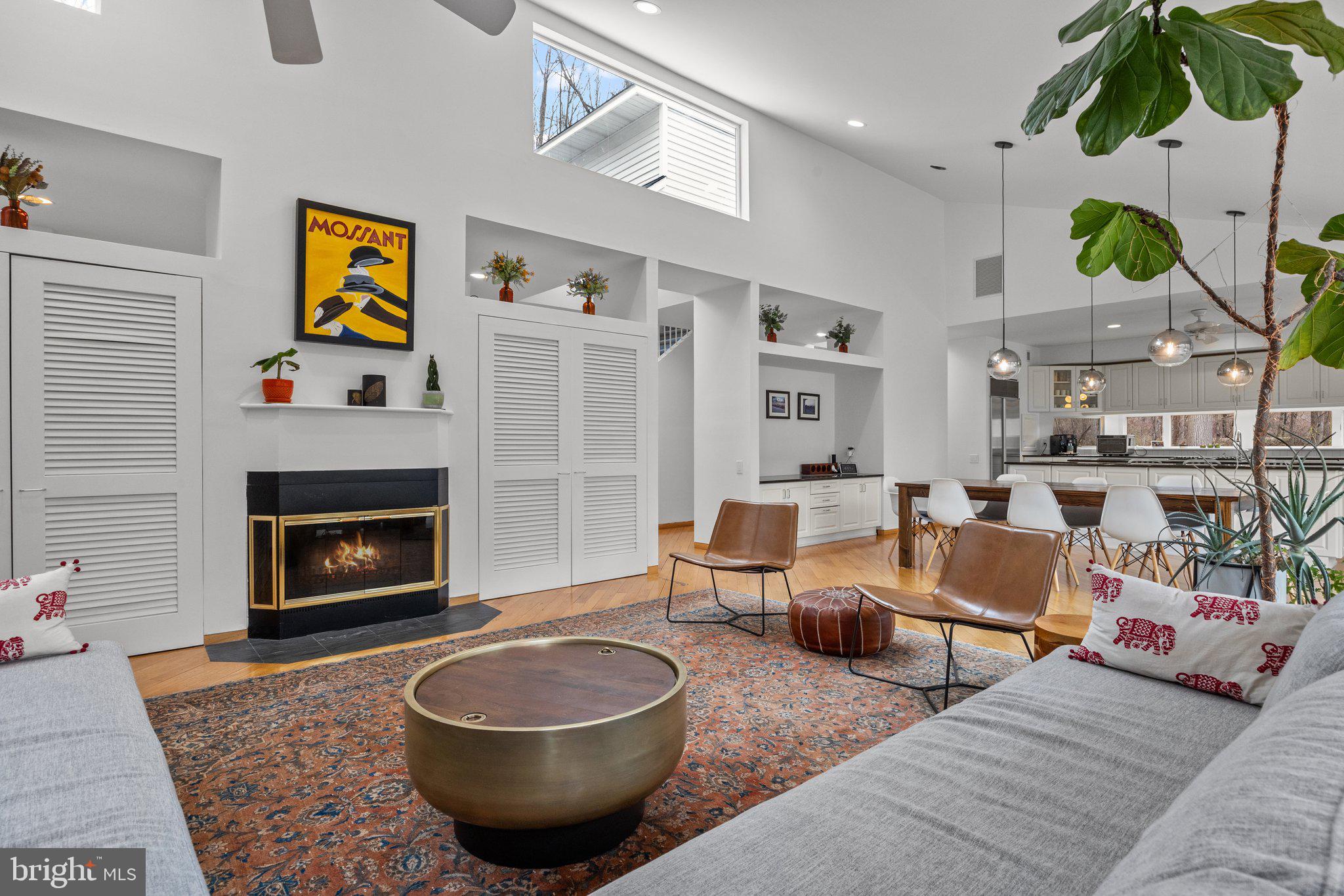 HUNTINGDON VALLEY - Residential