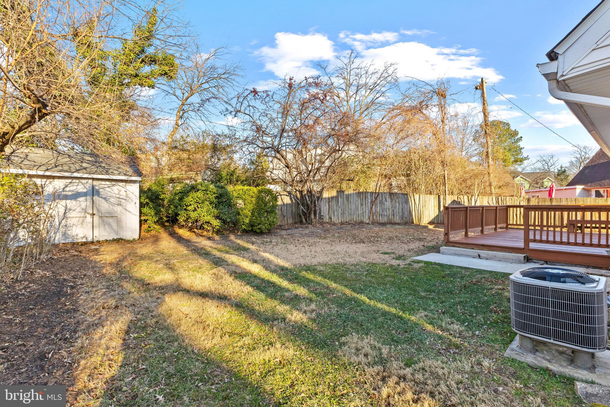 BUCKNELL MANOR - Residential