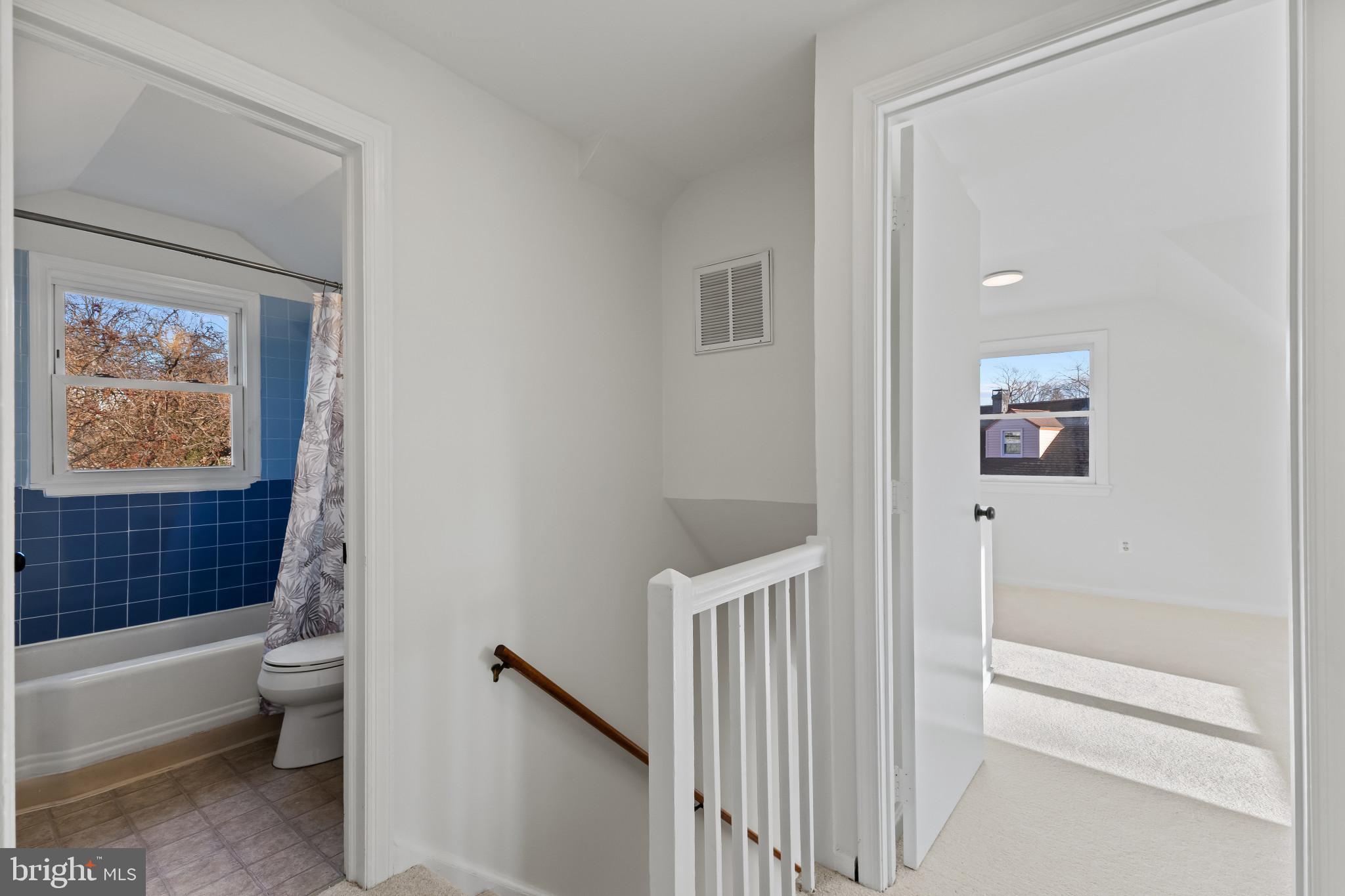 BUCKNELL MANOR - Residential