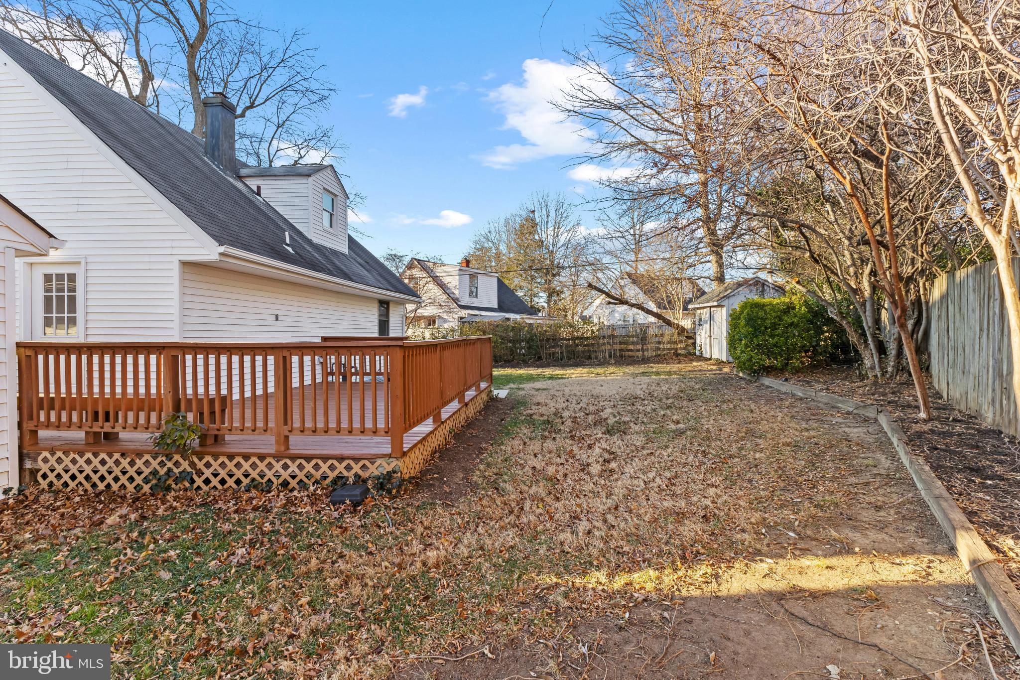 BUCKNELL MANOR - Residential