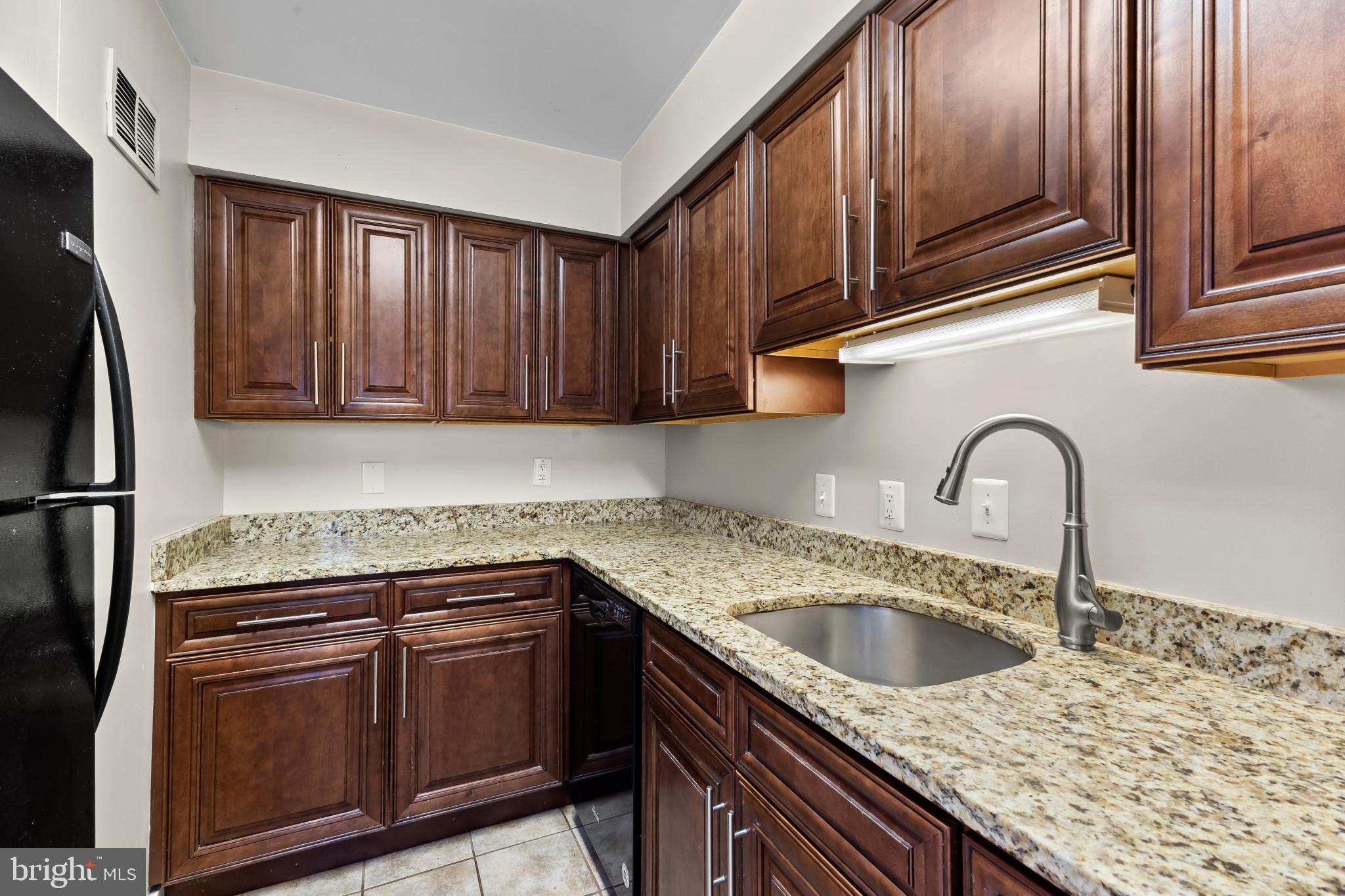 BUCKNELL MANOR - Residential