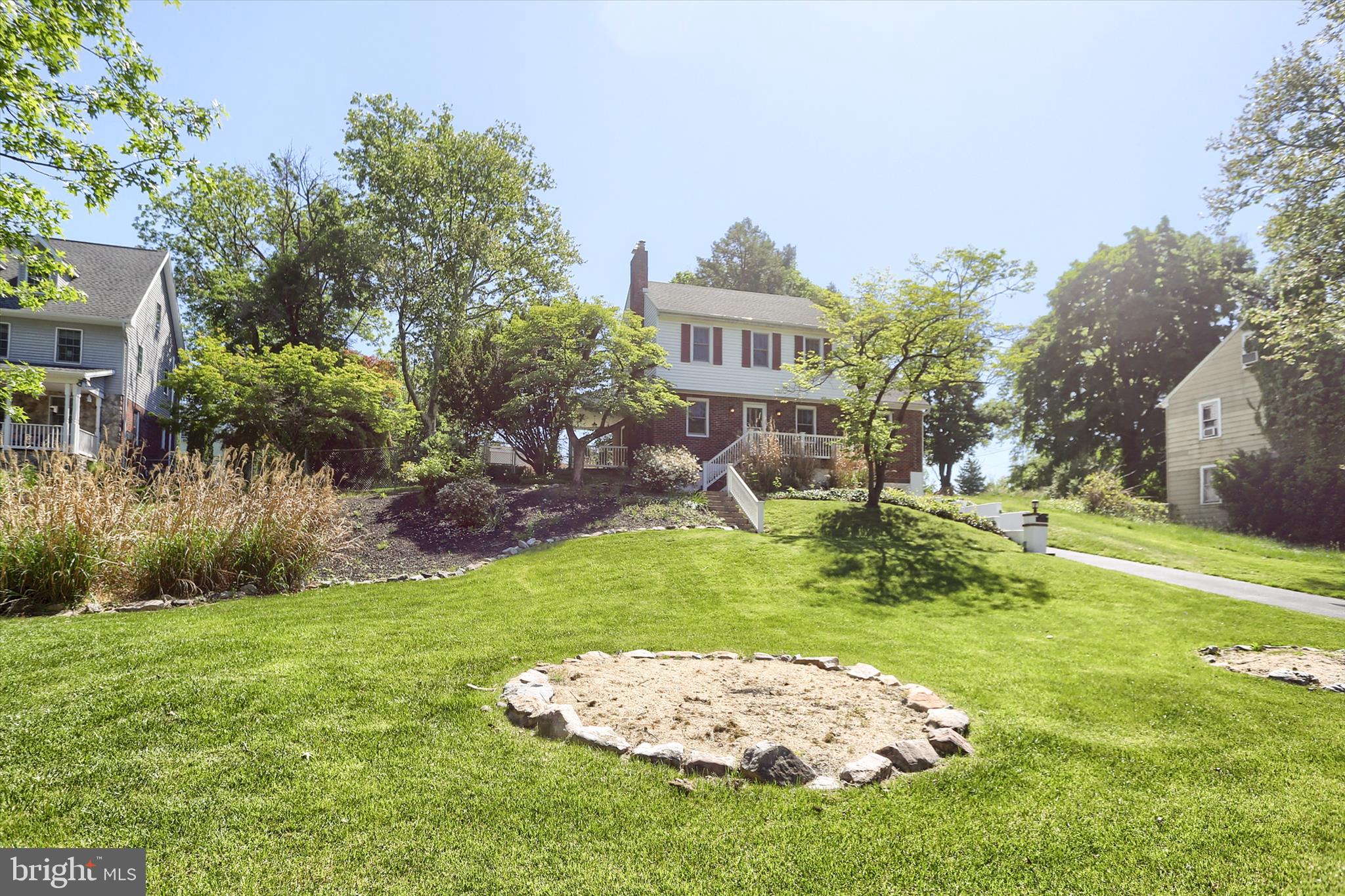 117 WILLOW ROAD