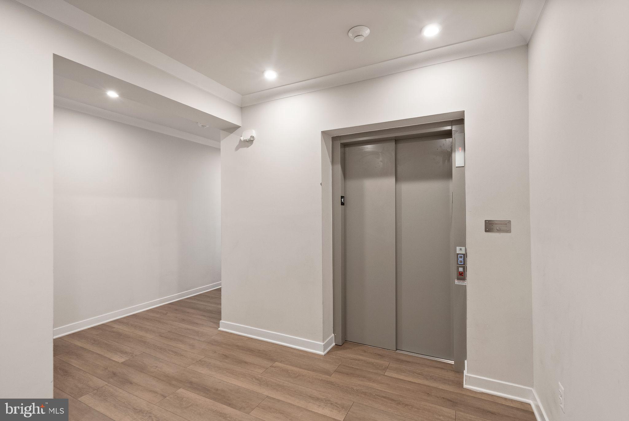 LOUDOUN VIEW CONDO FLATS - Residential Lease