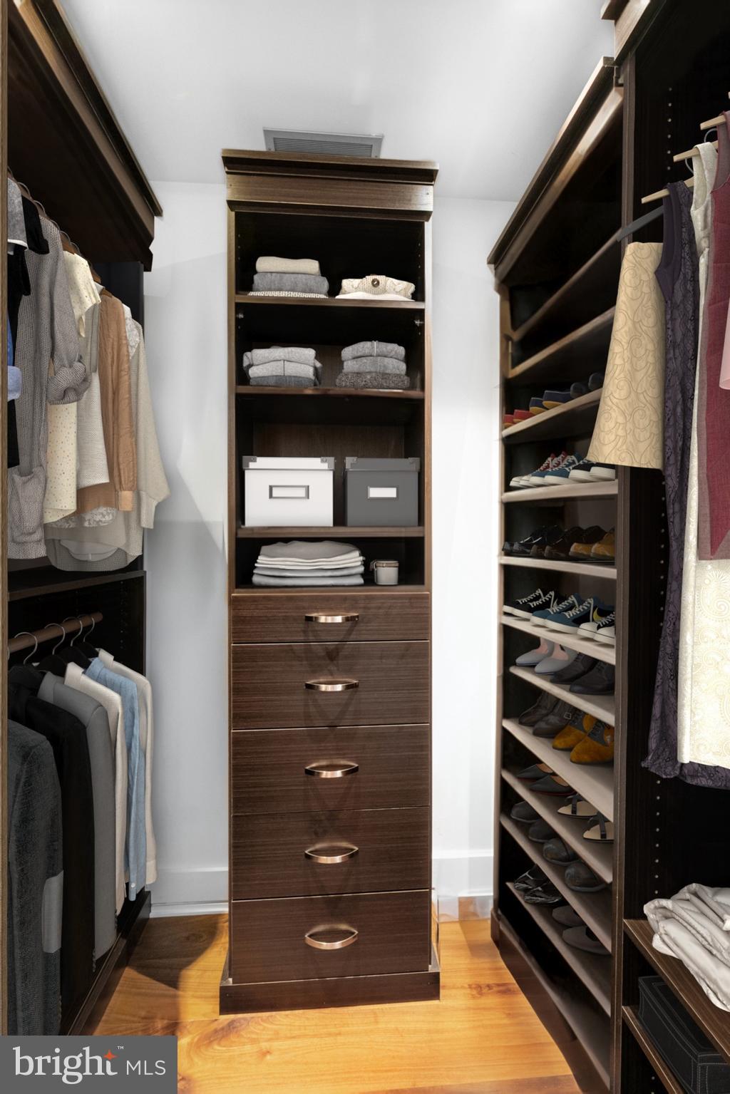 OLD CITY - Residential