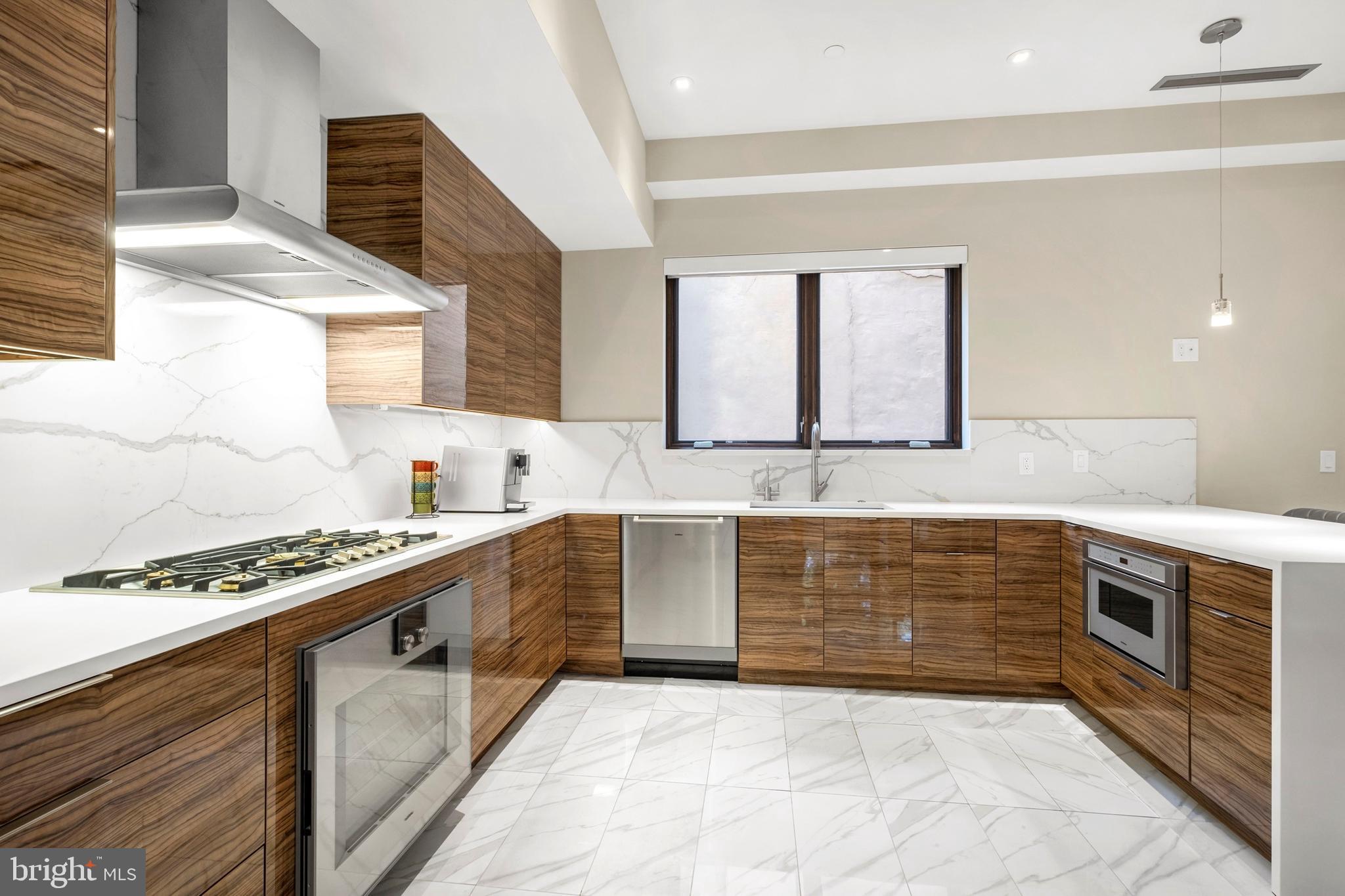 OLD CITY - Residential