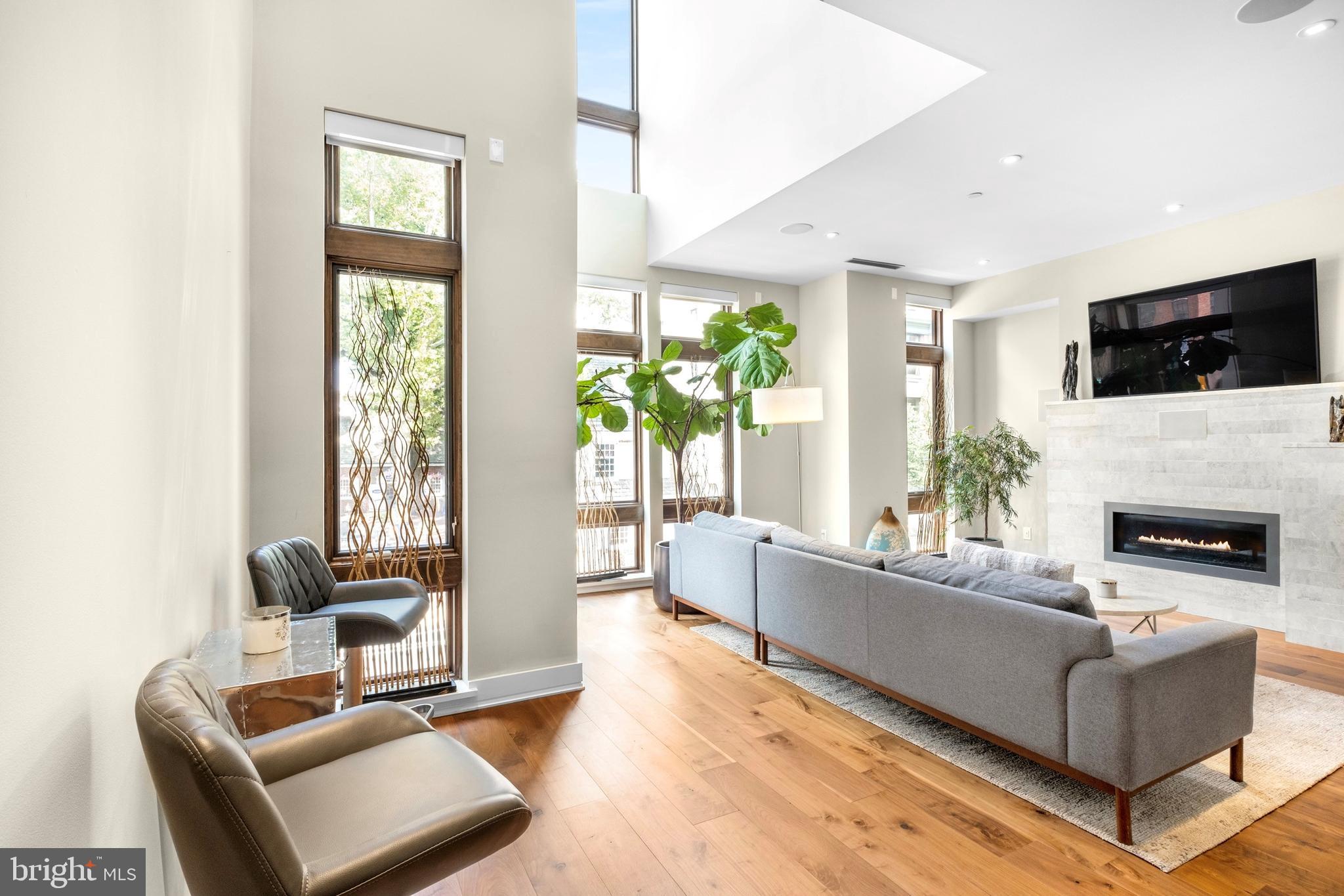 OLD CITY - Residential