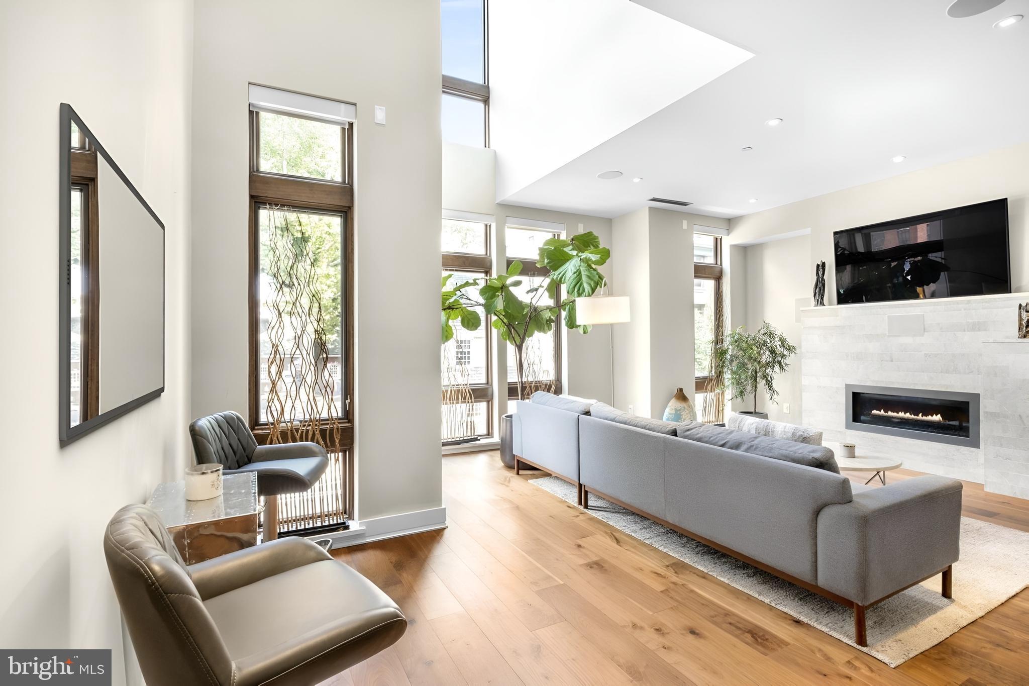 OLD CITY - Residential