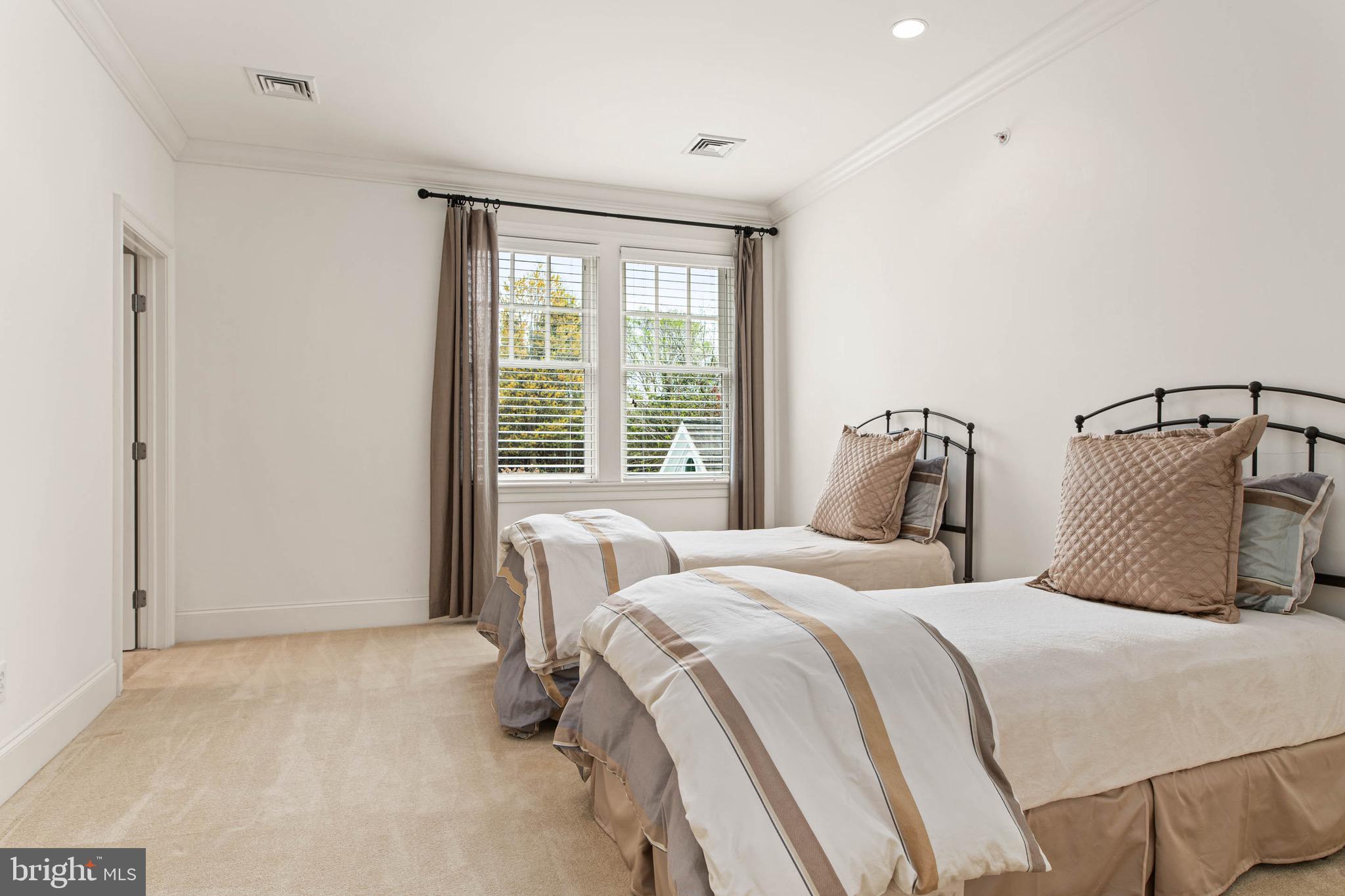 SPRINGHOUSE - Residential