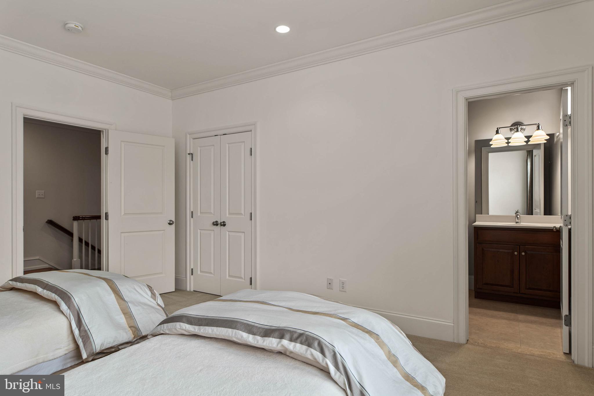 SPRINGHOUSE - Residential