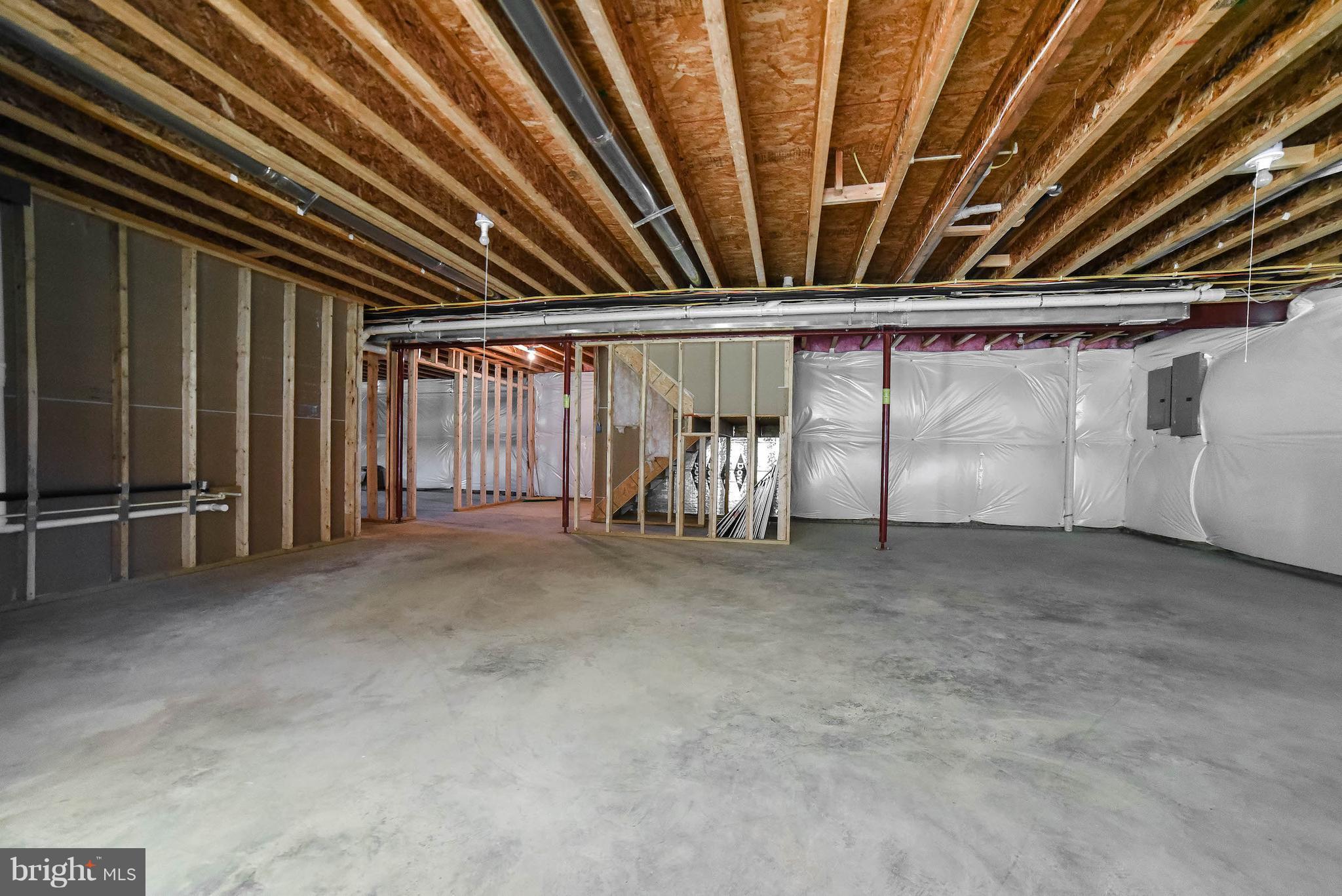 HIDDEN TREASURE - Residential Lease