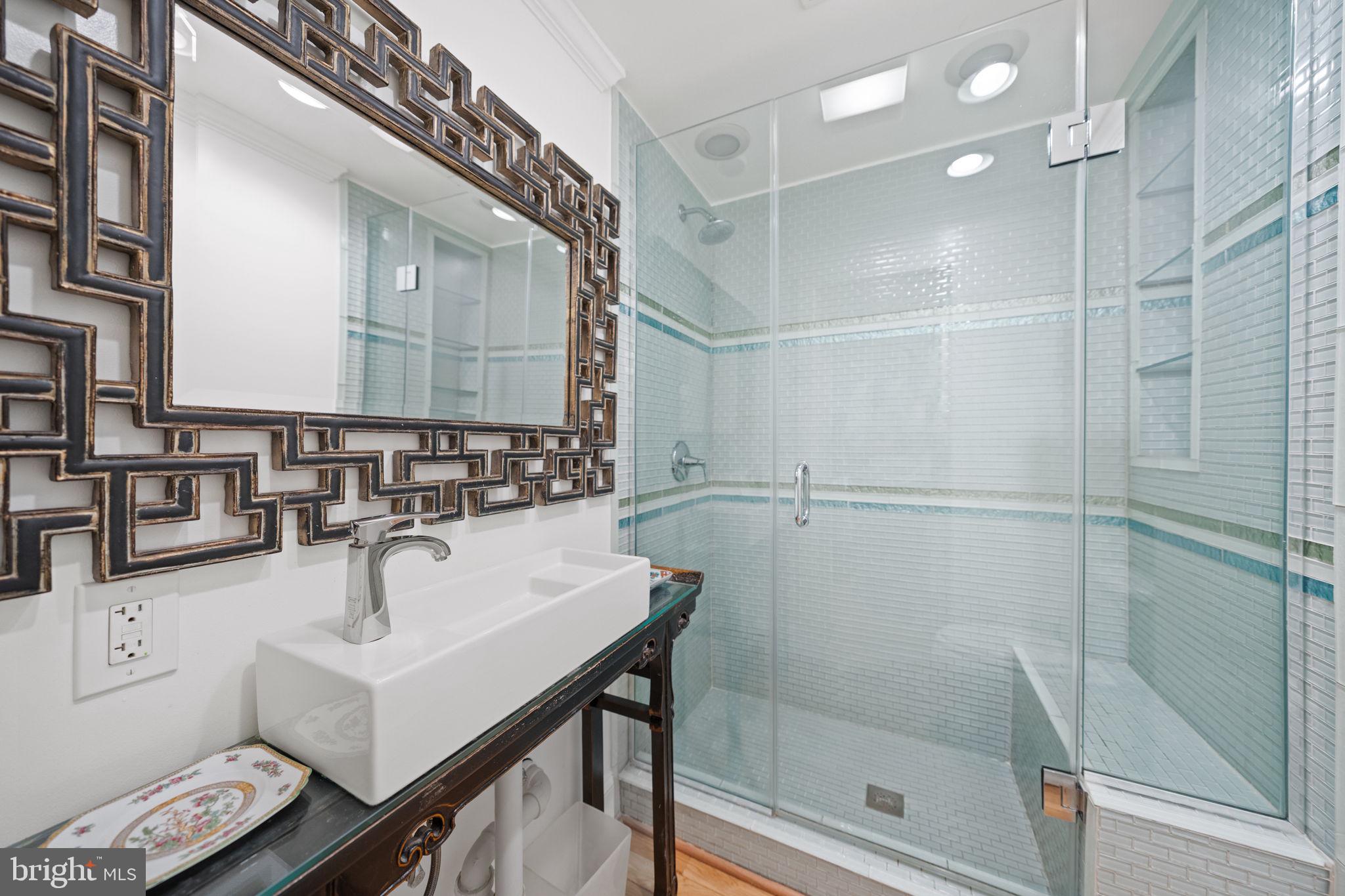 TAKOMA PARK - Residential