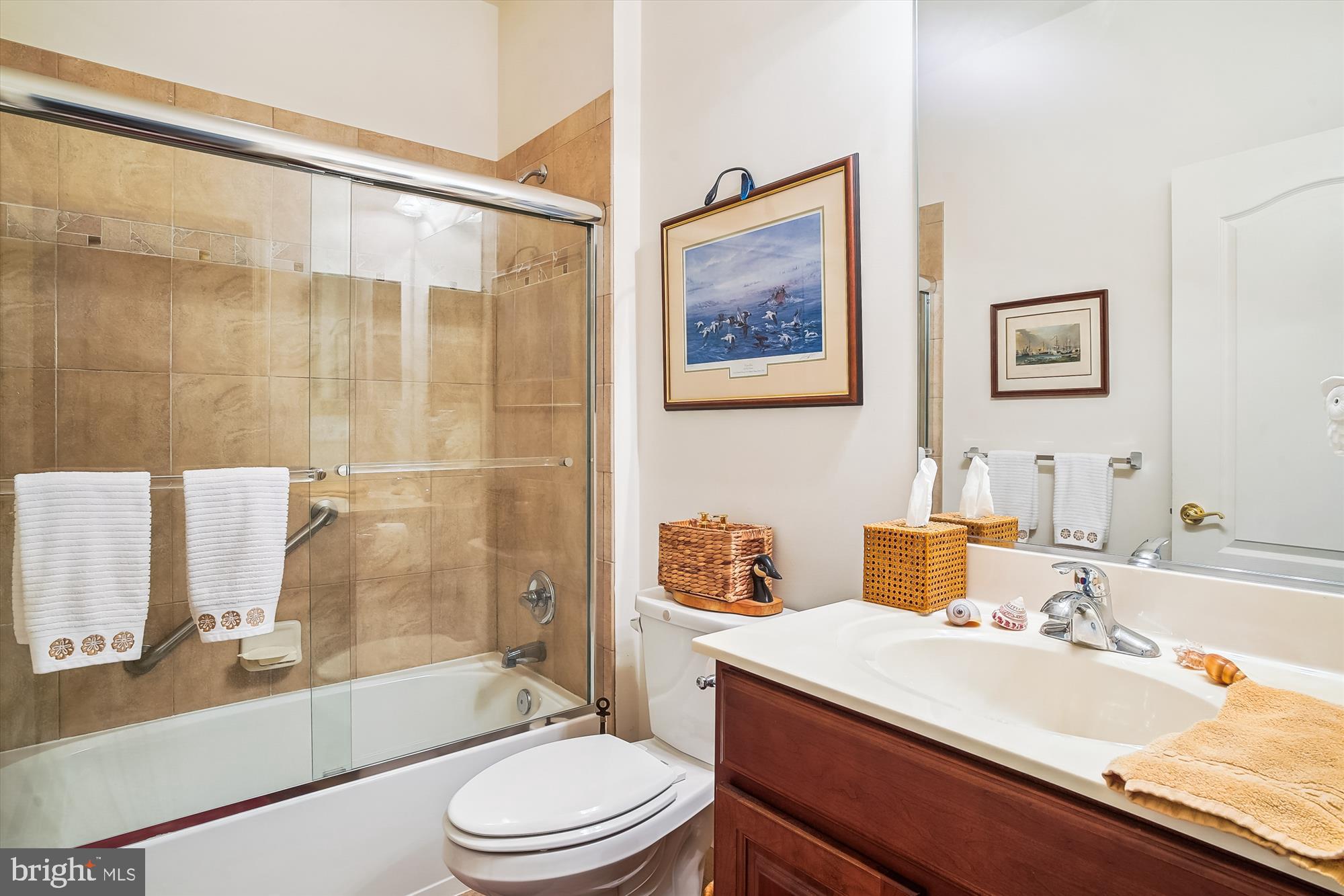 SYMPHONY VILLAGE AT CENTREVILLE - Residential