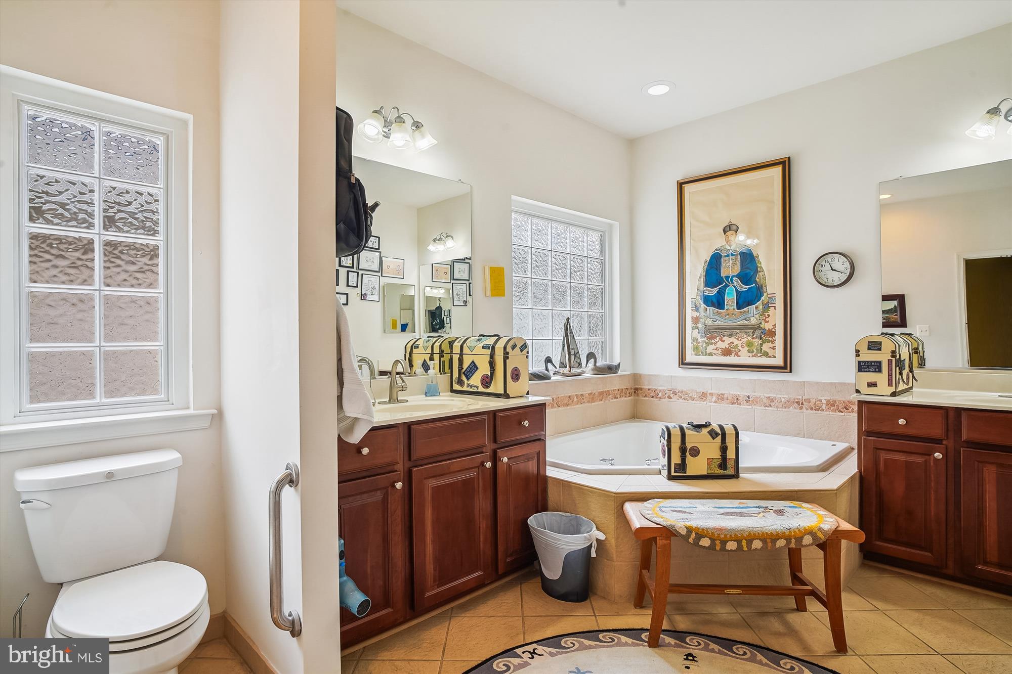 SYMPHONY VILLAGE AT CENTREVILLE - Residential