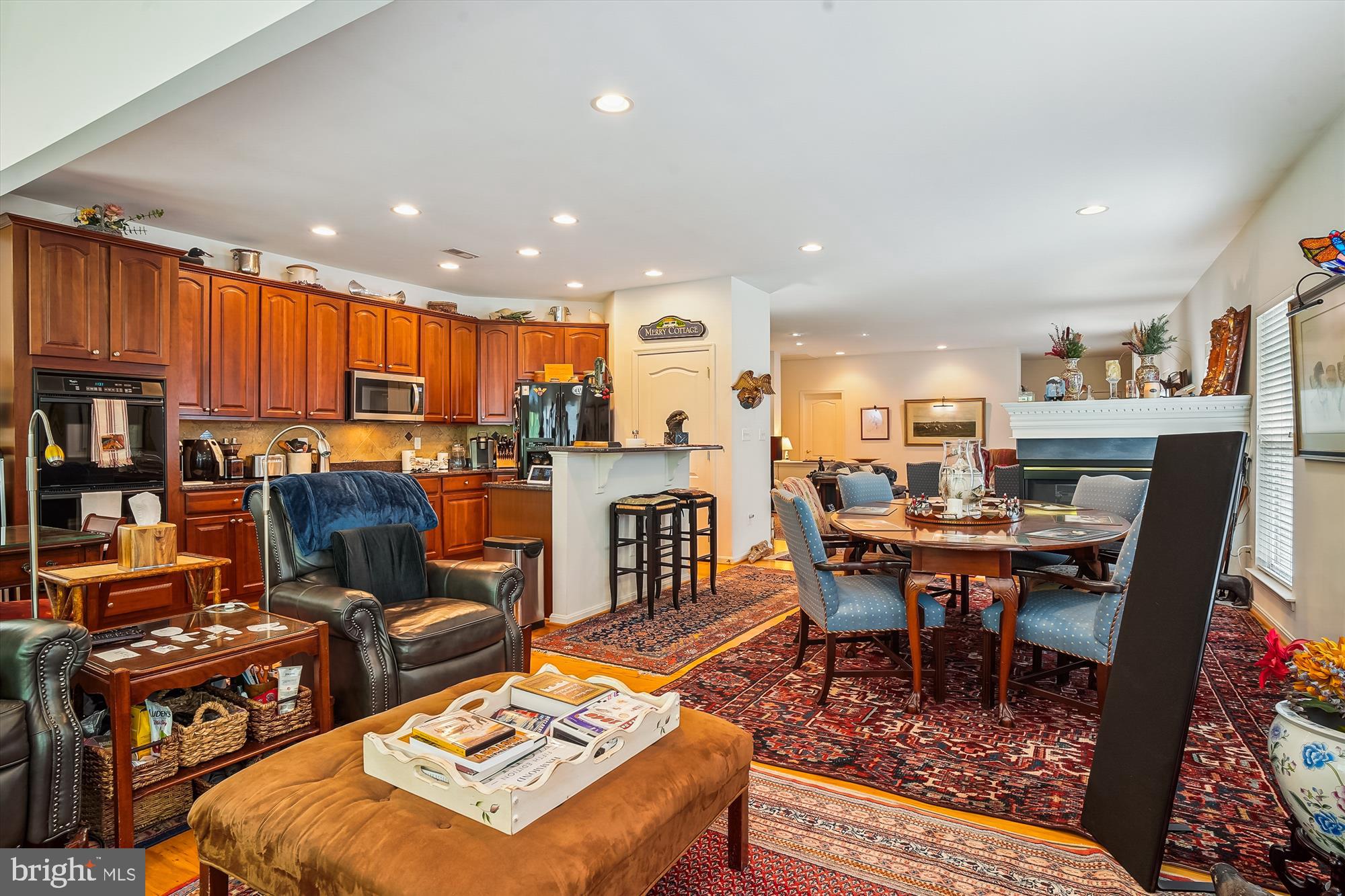 SYMPHONY VILLAGE AT CENTREVILLE - Residential