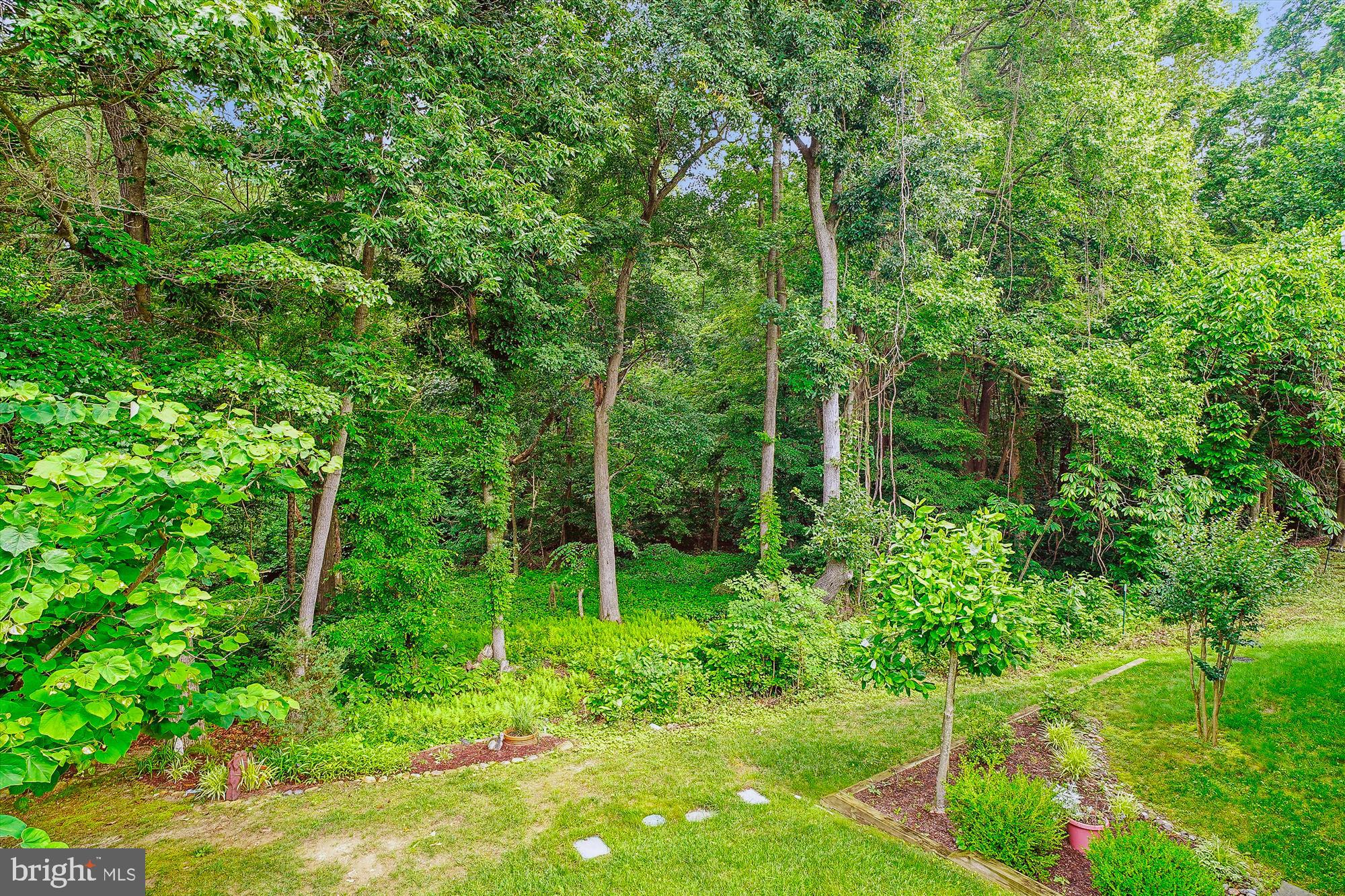 SYMPHONY VILLAGE AT CENTREVILLE - Residential