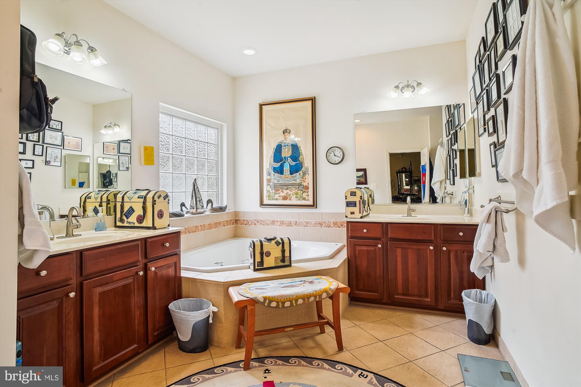 SYMPHONY VILLAGE AT CENTREVILLE - Residential